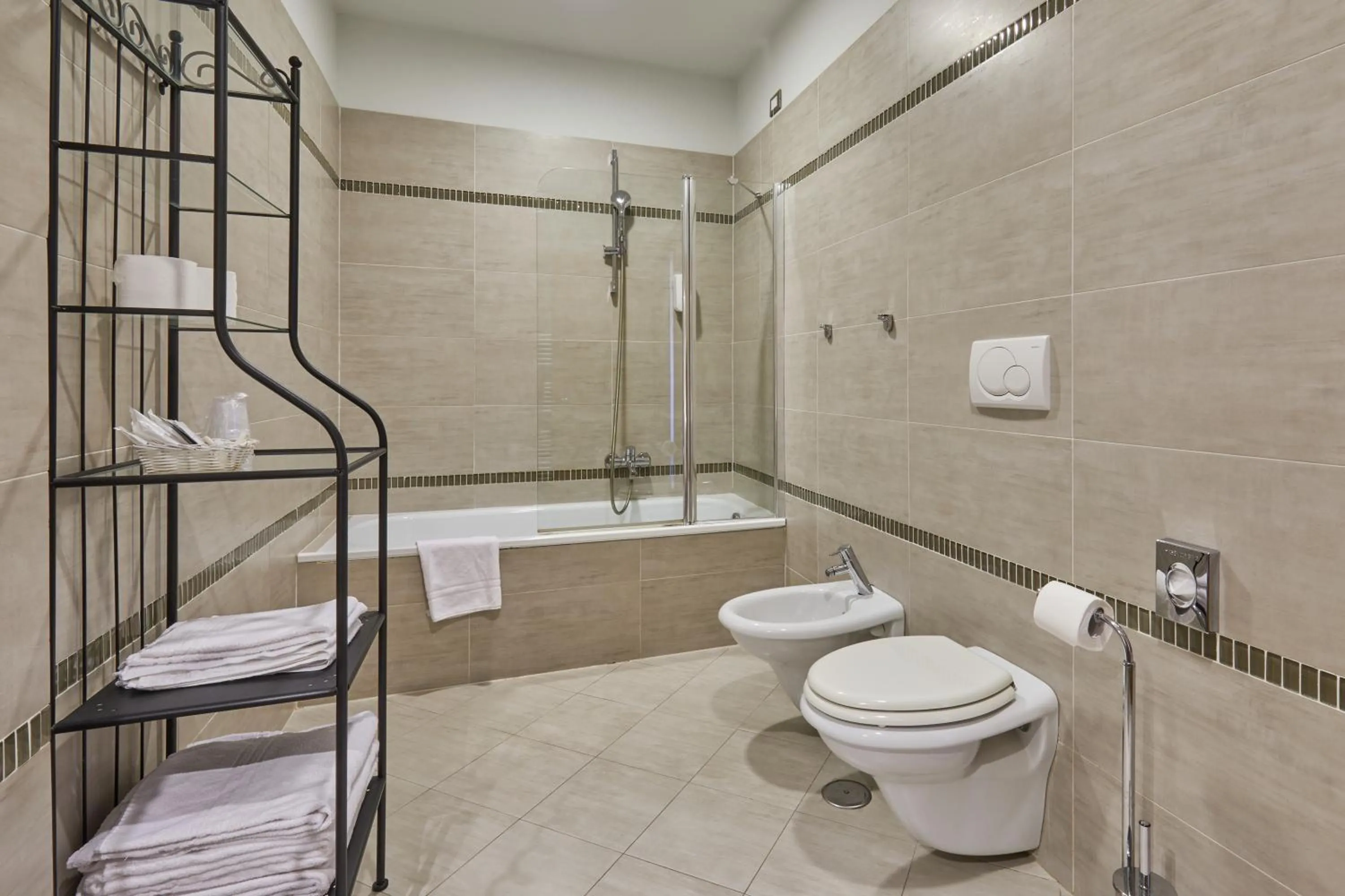 Castelmartini Wellness & Business Hotel