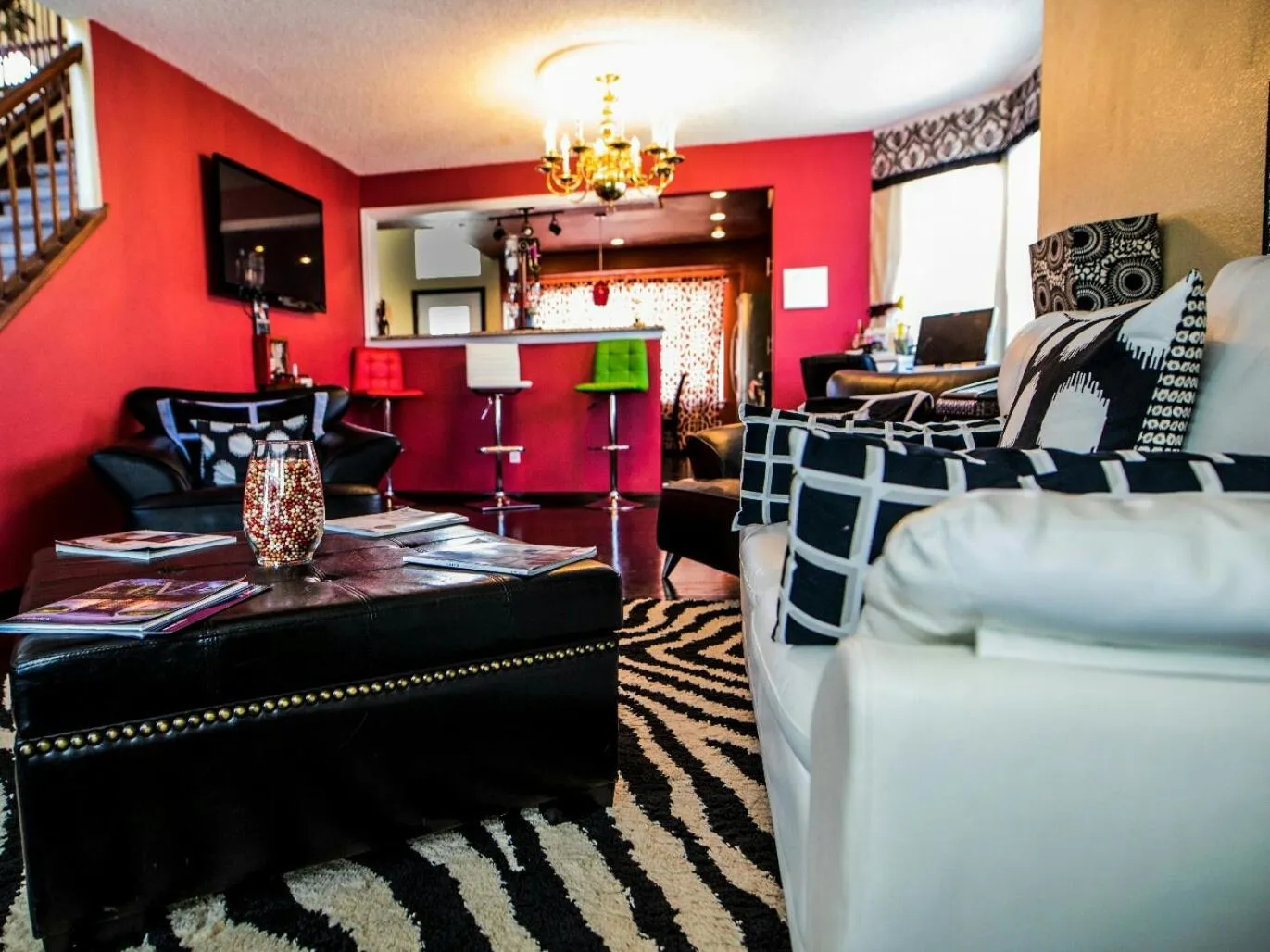 Living room in Airport Lay Over