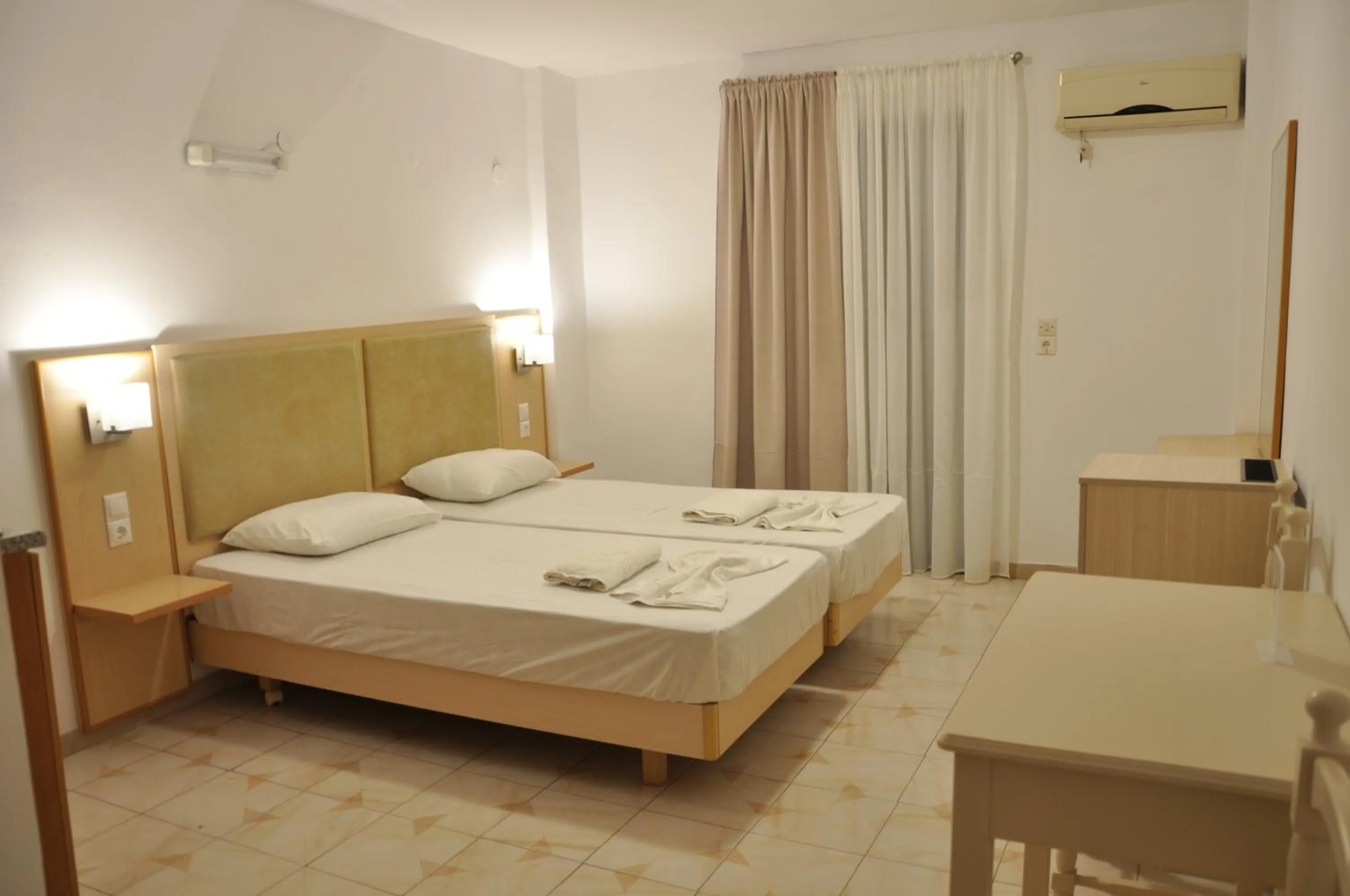 Bed in Angelos Studios