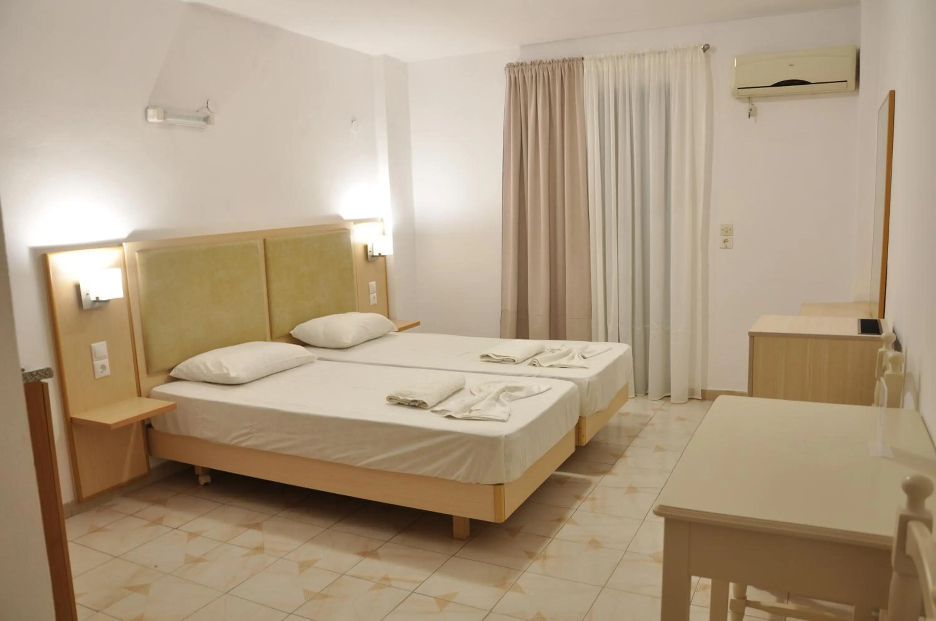 Bed in Angelos Studios