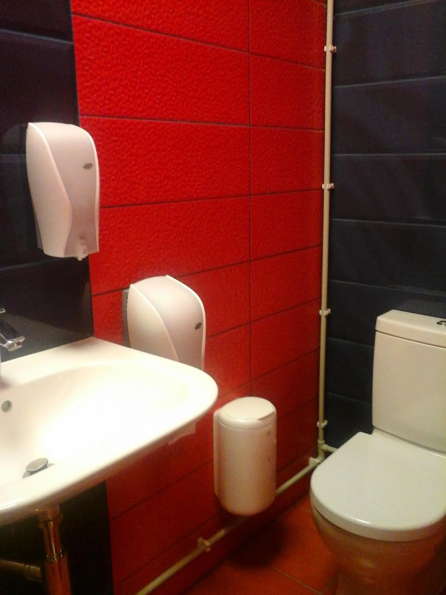 Decorative detail in Sky High Hotel Airport 200 meters from the terminal