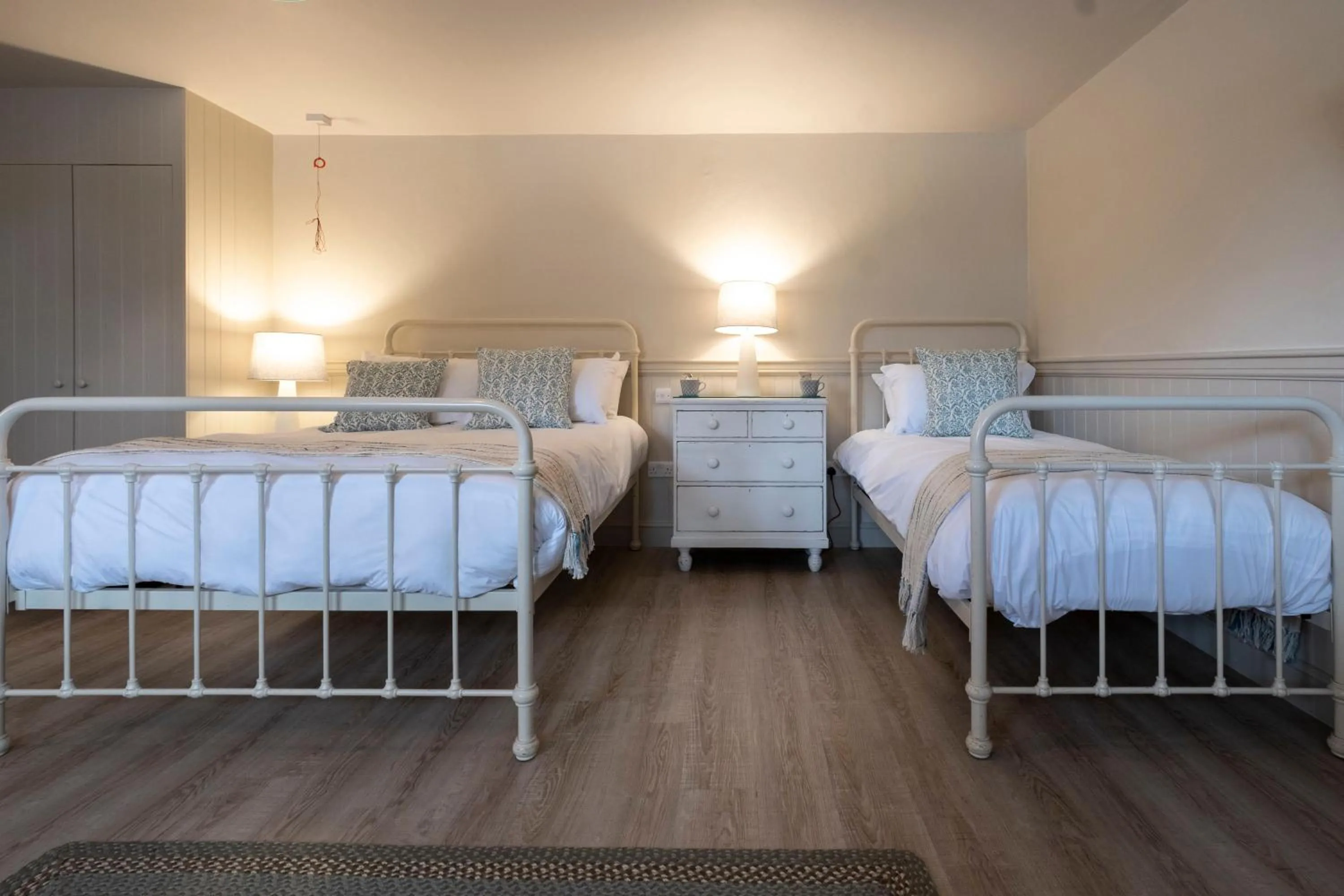 Bedroom, Bed in The Ship At Dunwich