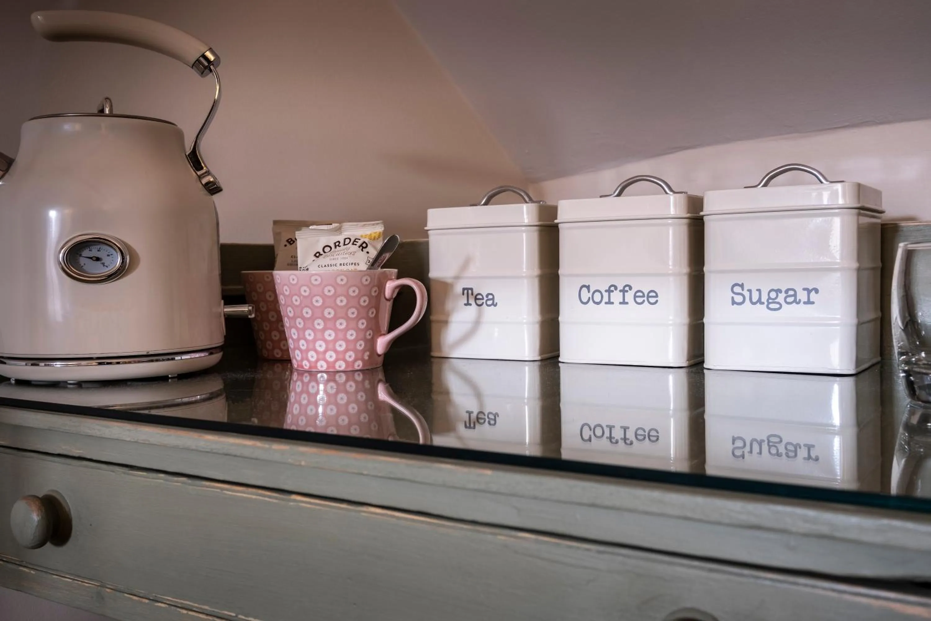 Coffee/tea facilities in The Ship At Dunwich