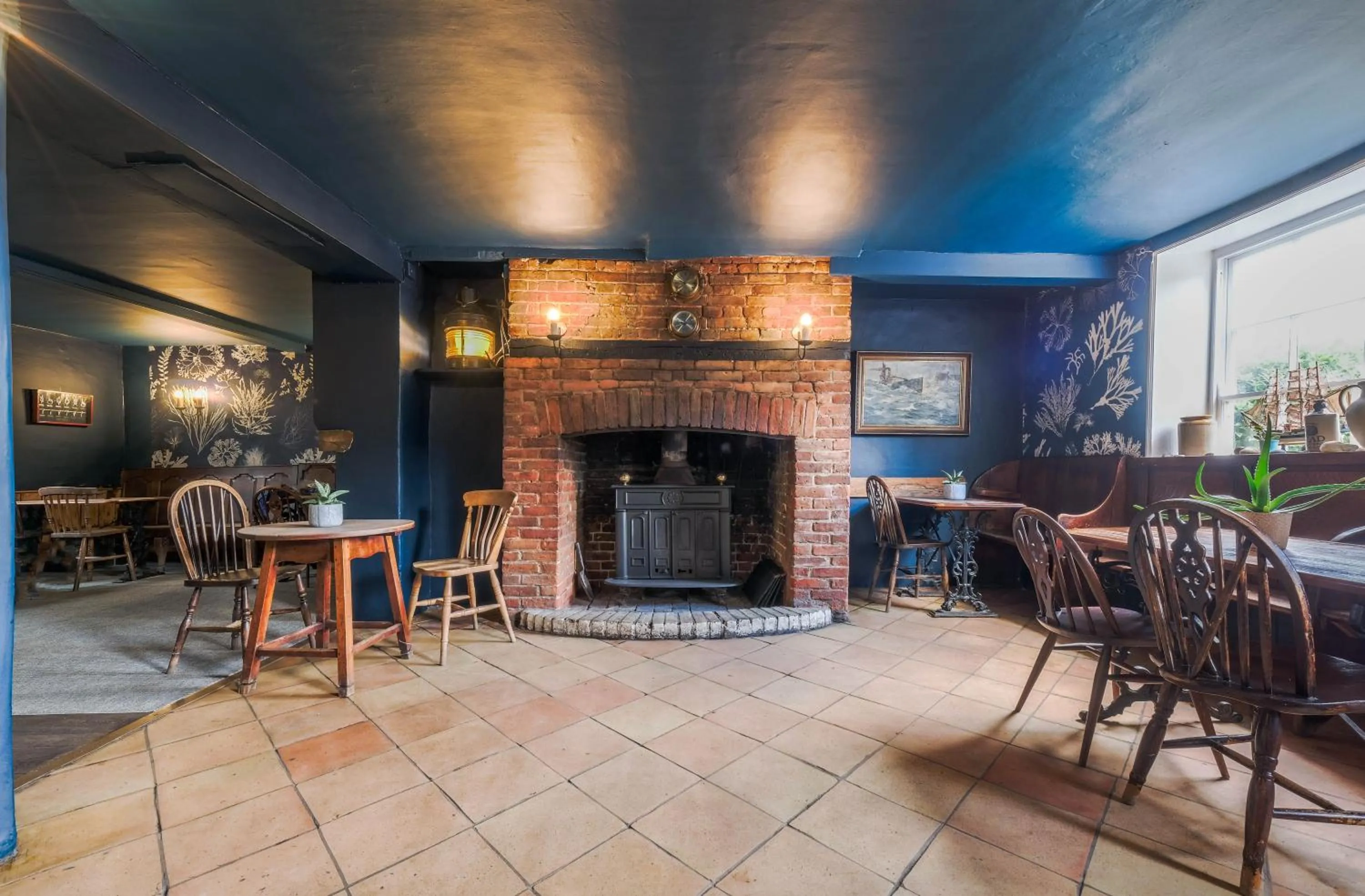 Restaurant/places to eat in The Ship At Dunwich