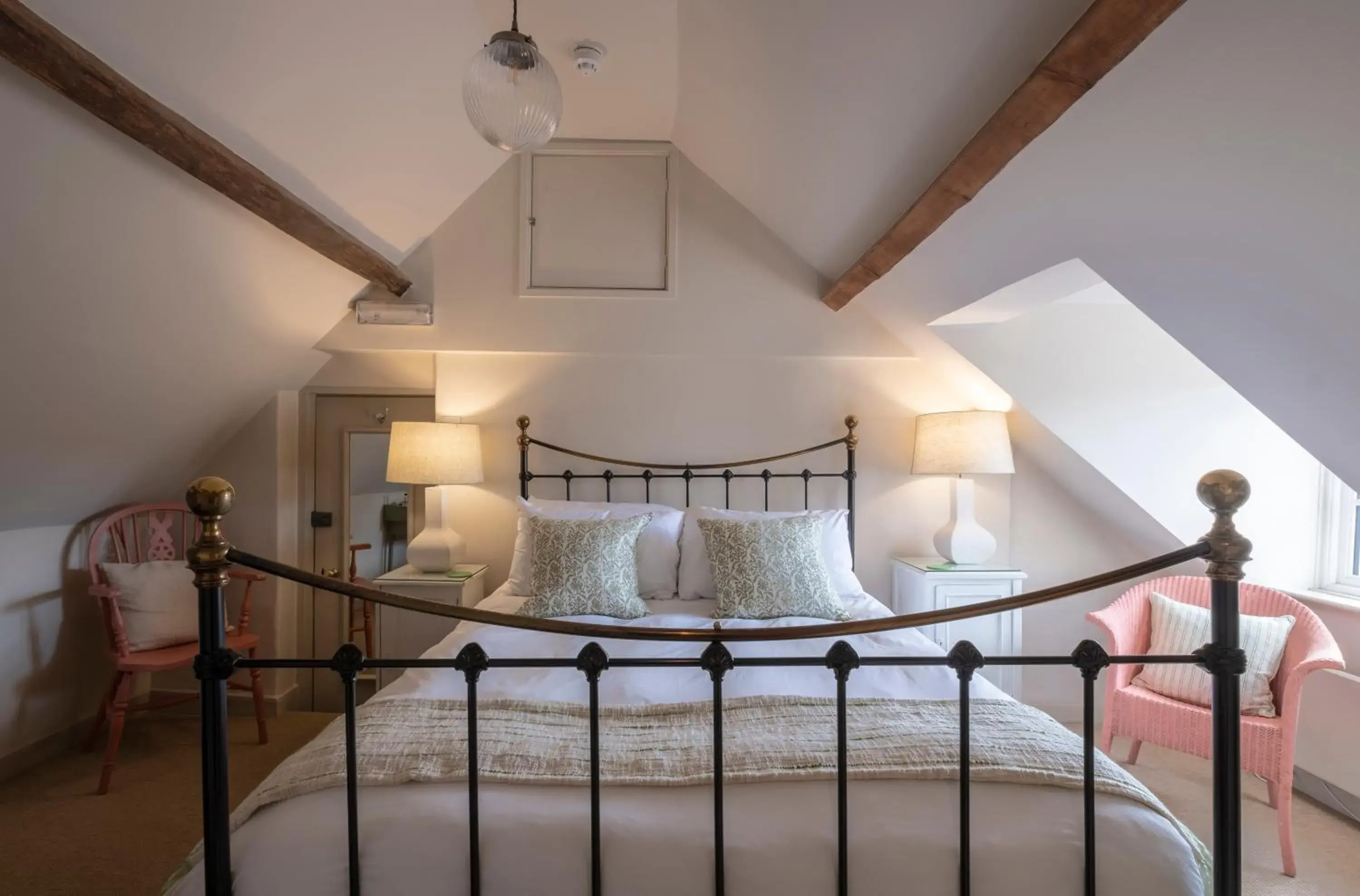 Small Double Room in The Ship At Dunwich Small Double Room in The Ship At Dunwich