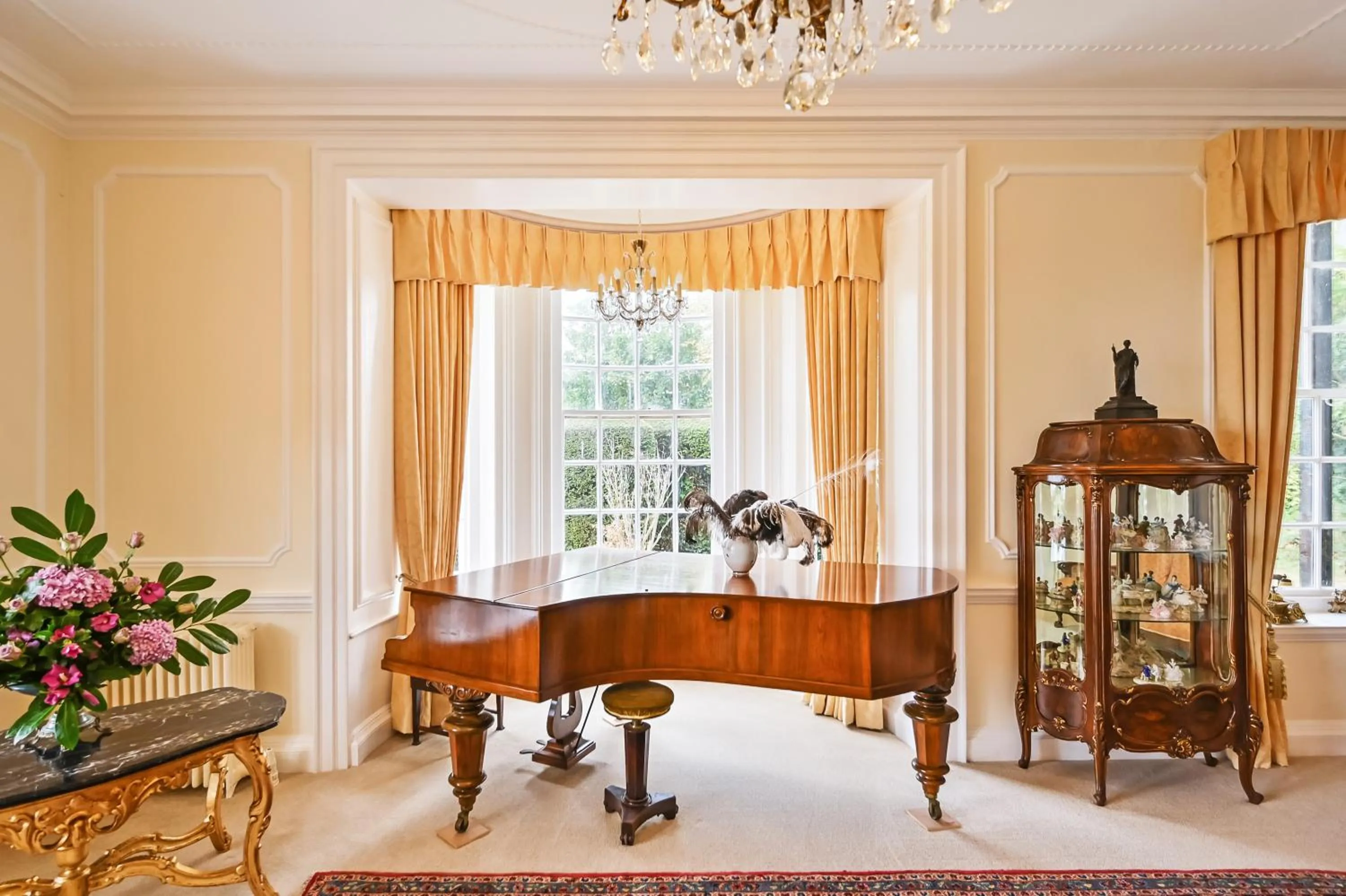 VIP in Saltcote Place