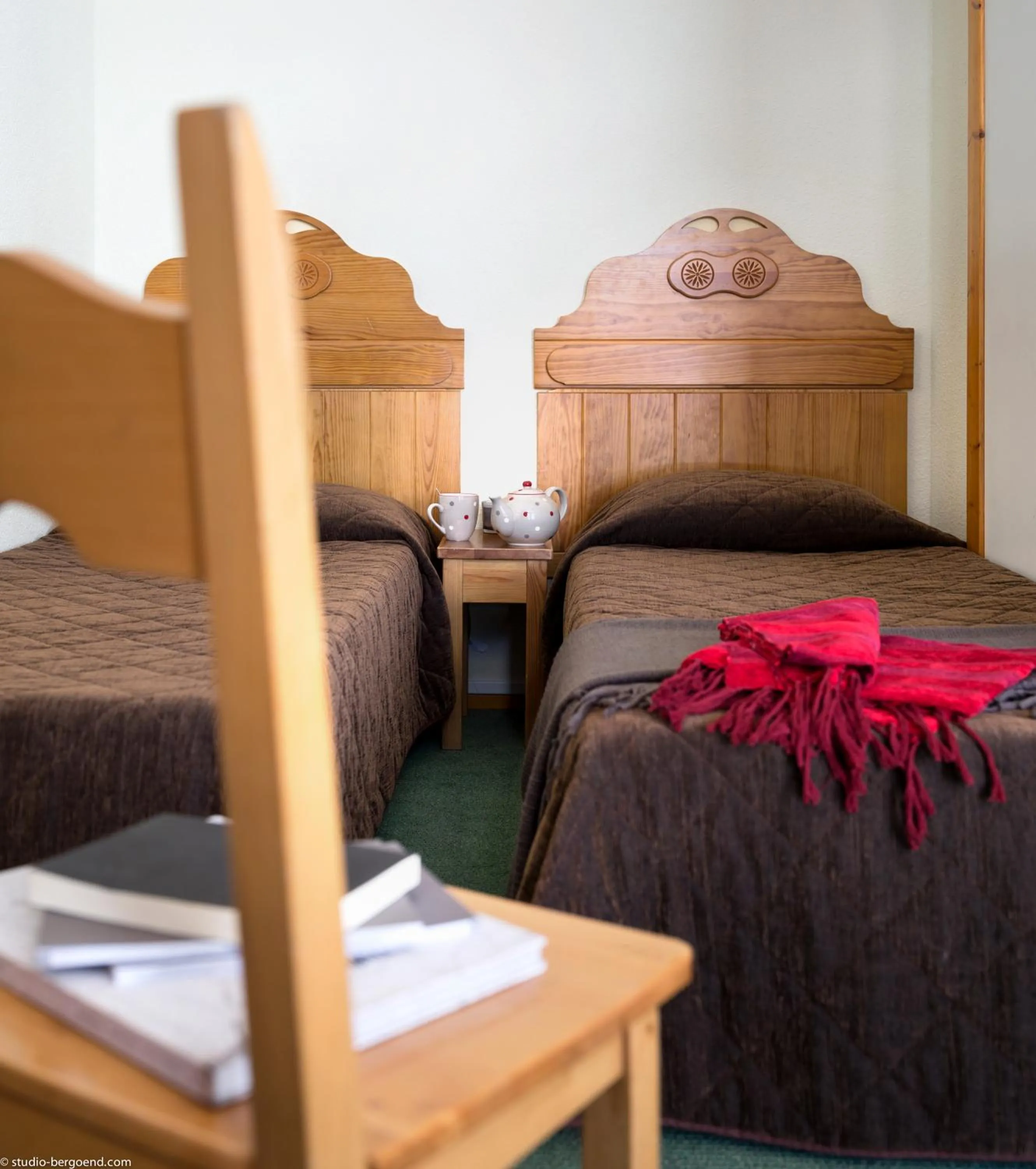Bedroom, Bed in Le Cheval Blanc - Village Montana