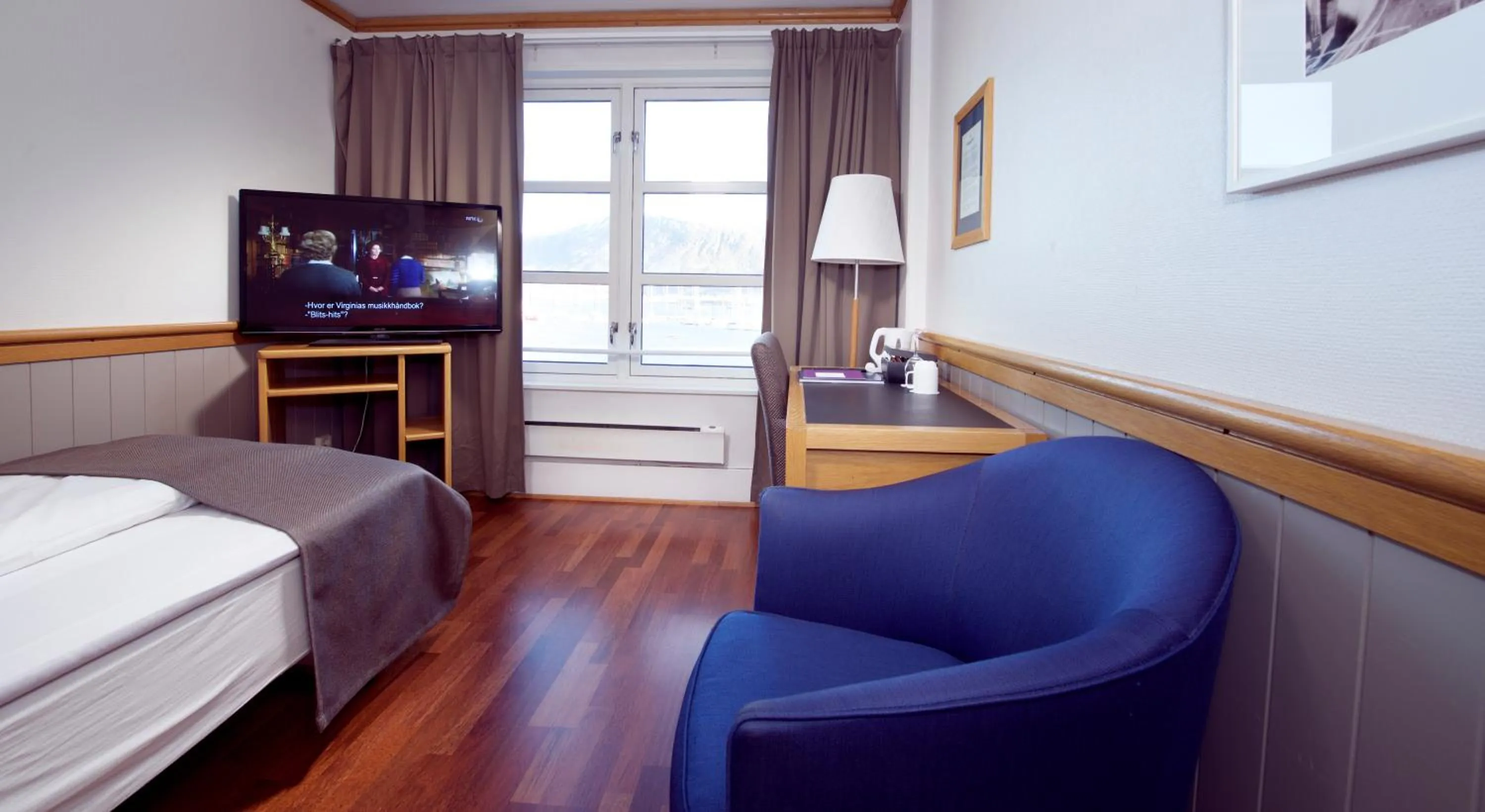 Bed in Home Hotel With