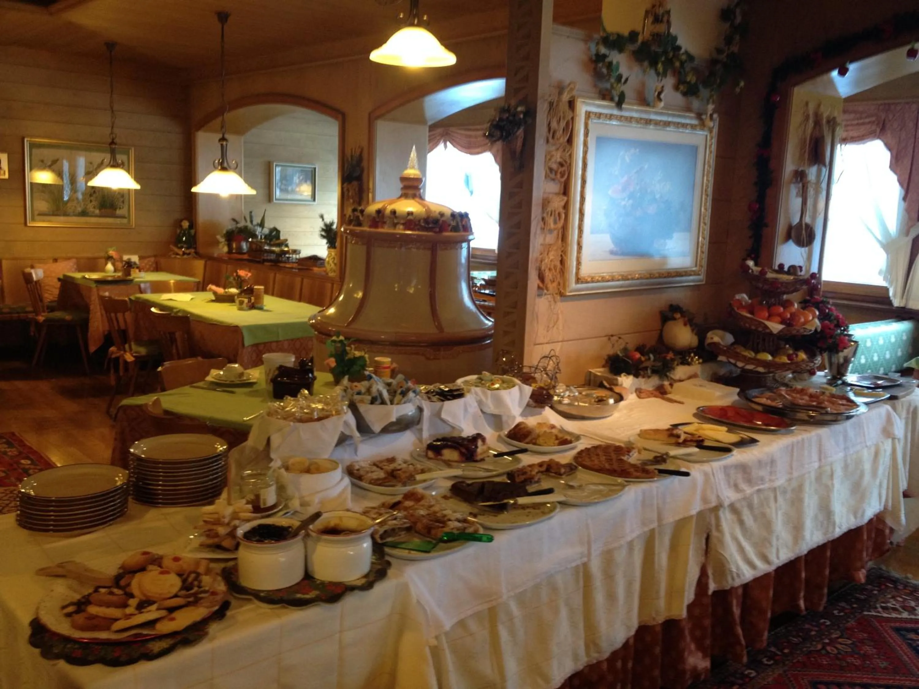 Restaurant/places to eat in Hotel Garni St. Hubertus