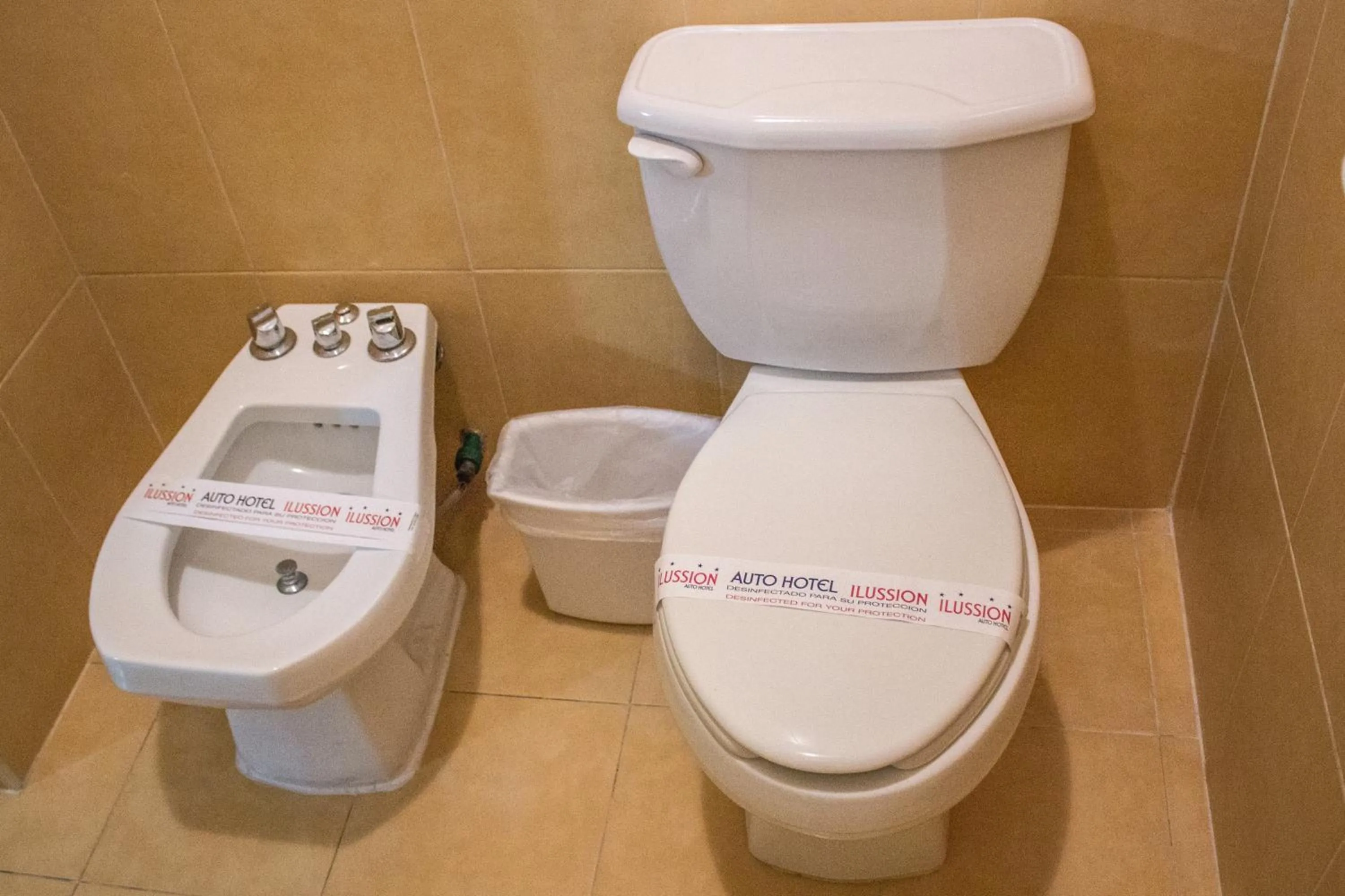 Bathroom in Autohotel Ilussion