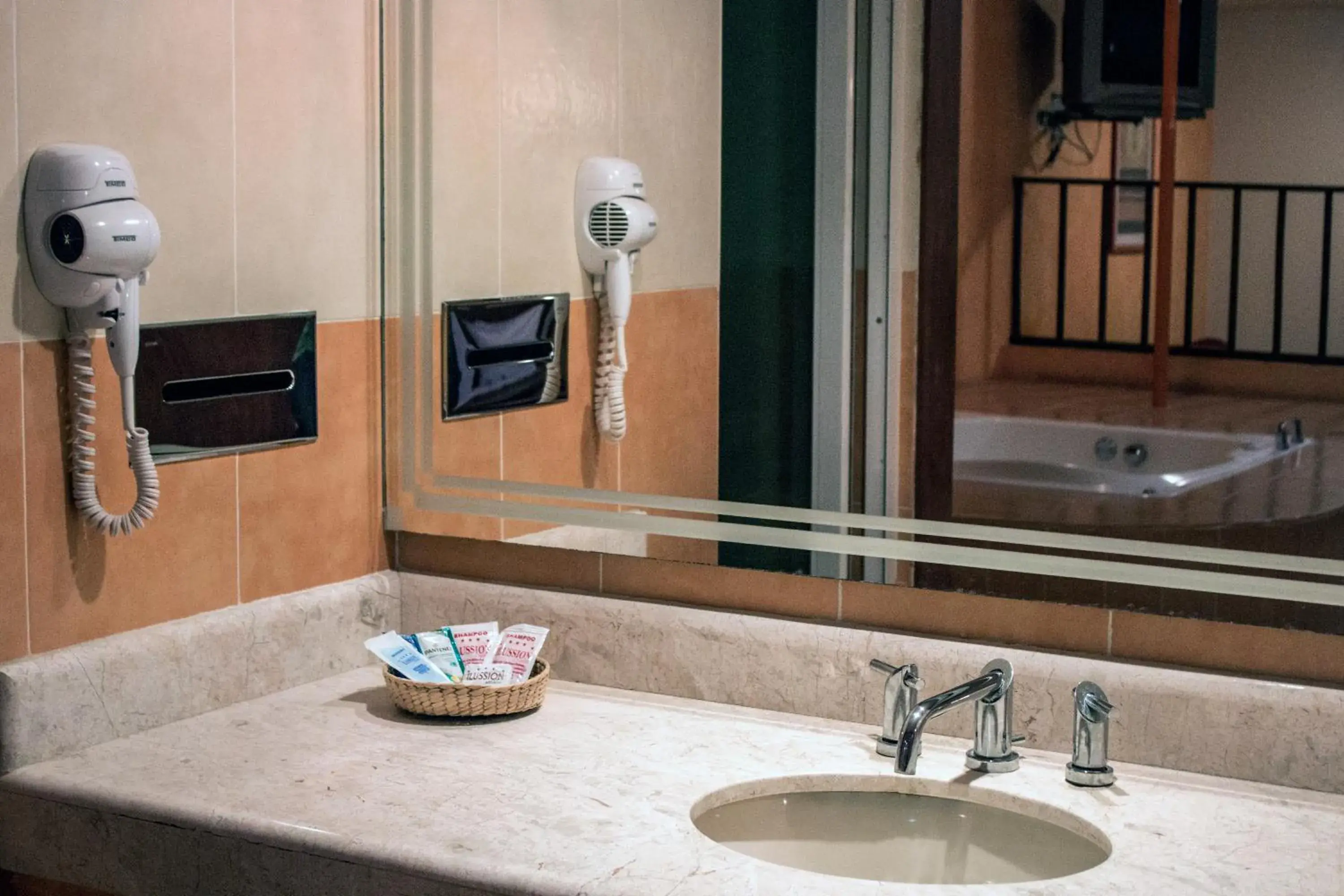 Family Suite in Autohotel Ilussion Family Suite in Autohotel Ilussion