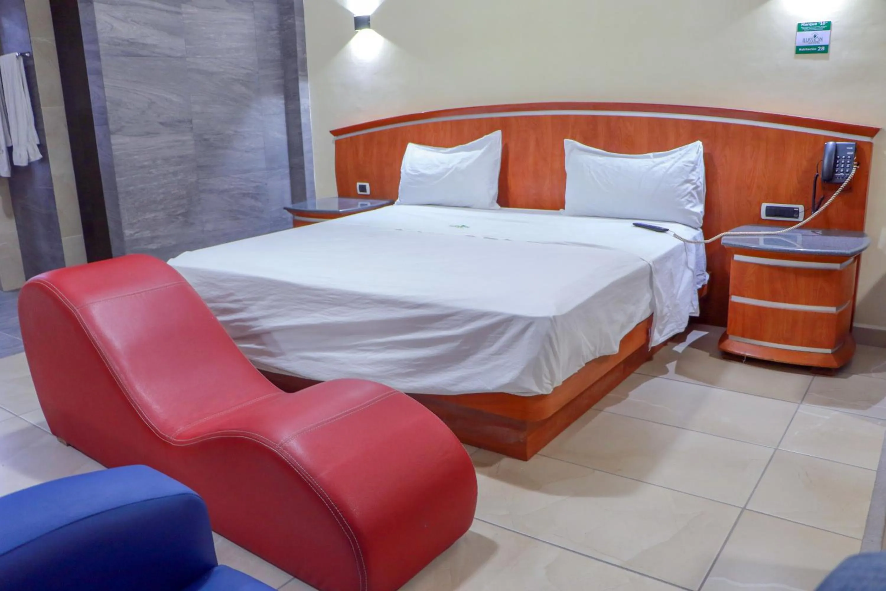 Bed in Autohotel Ilussion