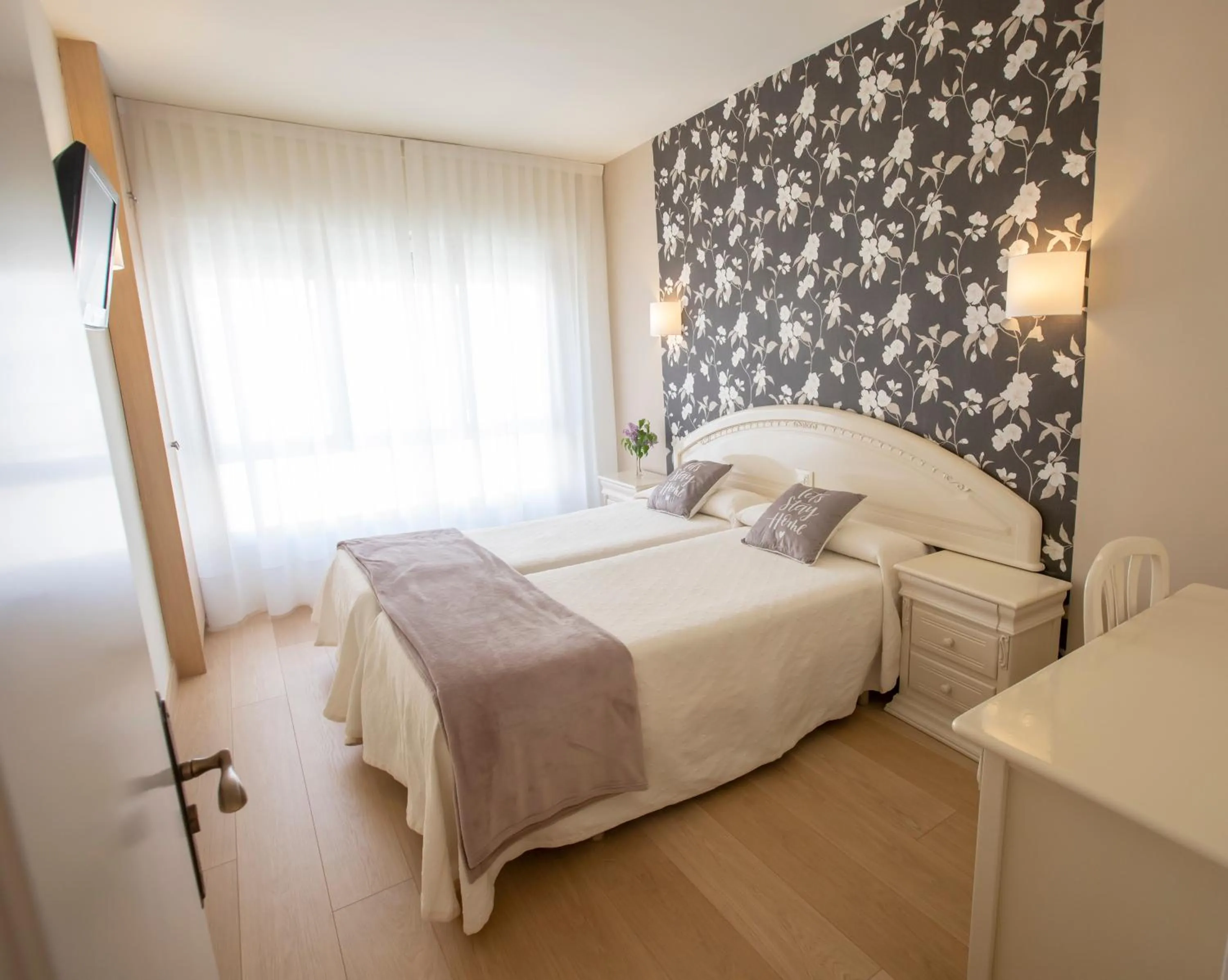 Bedroom, Bed in Hotel Ciudad De Calahorra