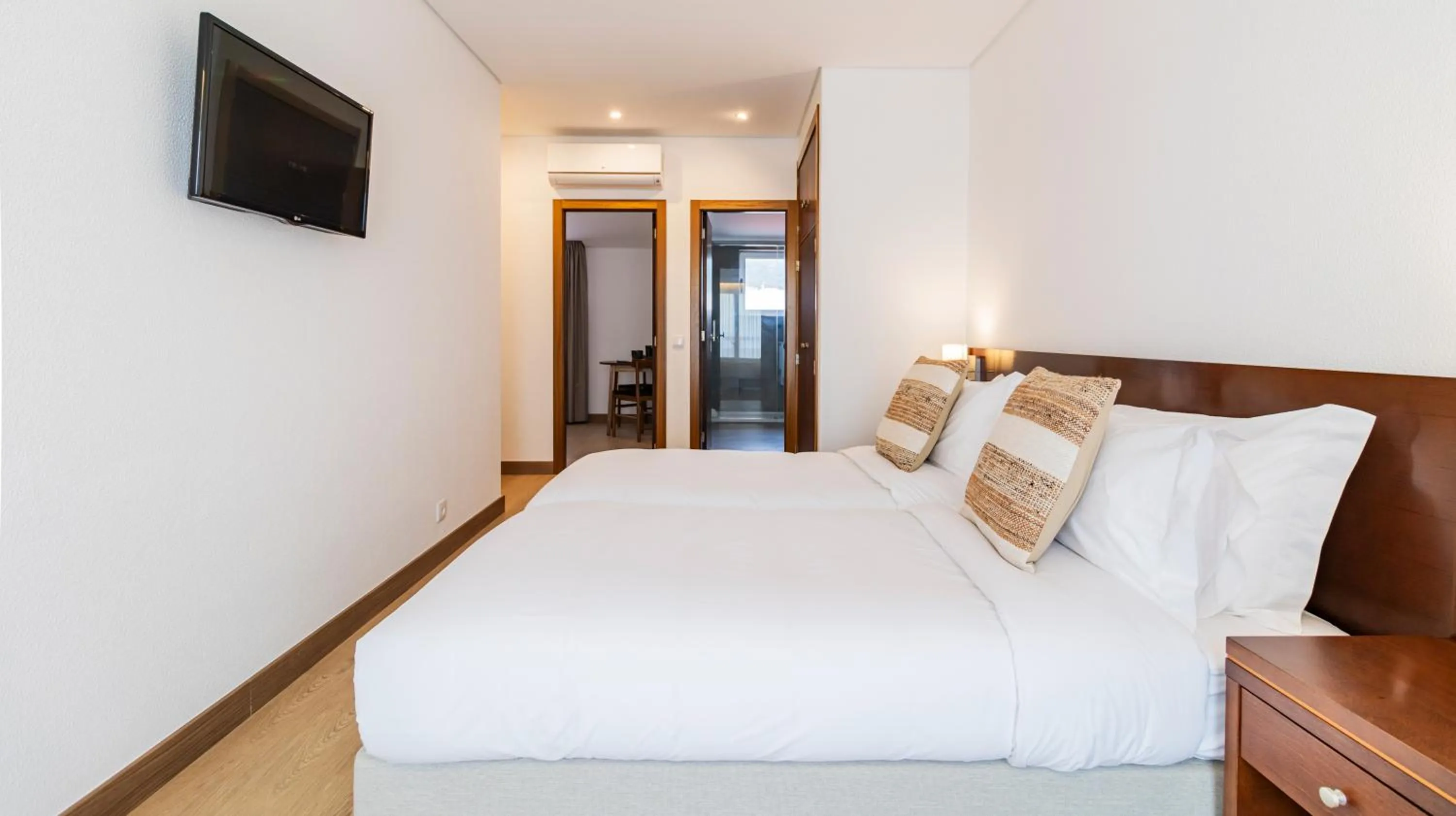 Bed in Albergaria Quim Barreiros