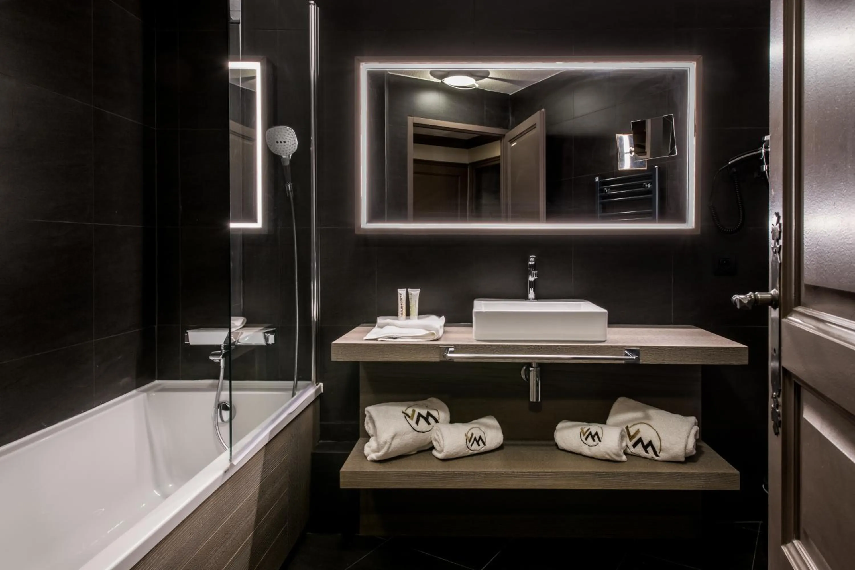 Bathroom in Résidences Village Montana by Village Montana