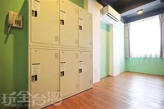 locker in Tourist Bunny Hostel