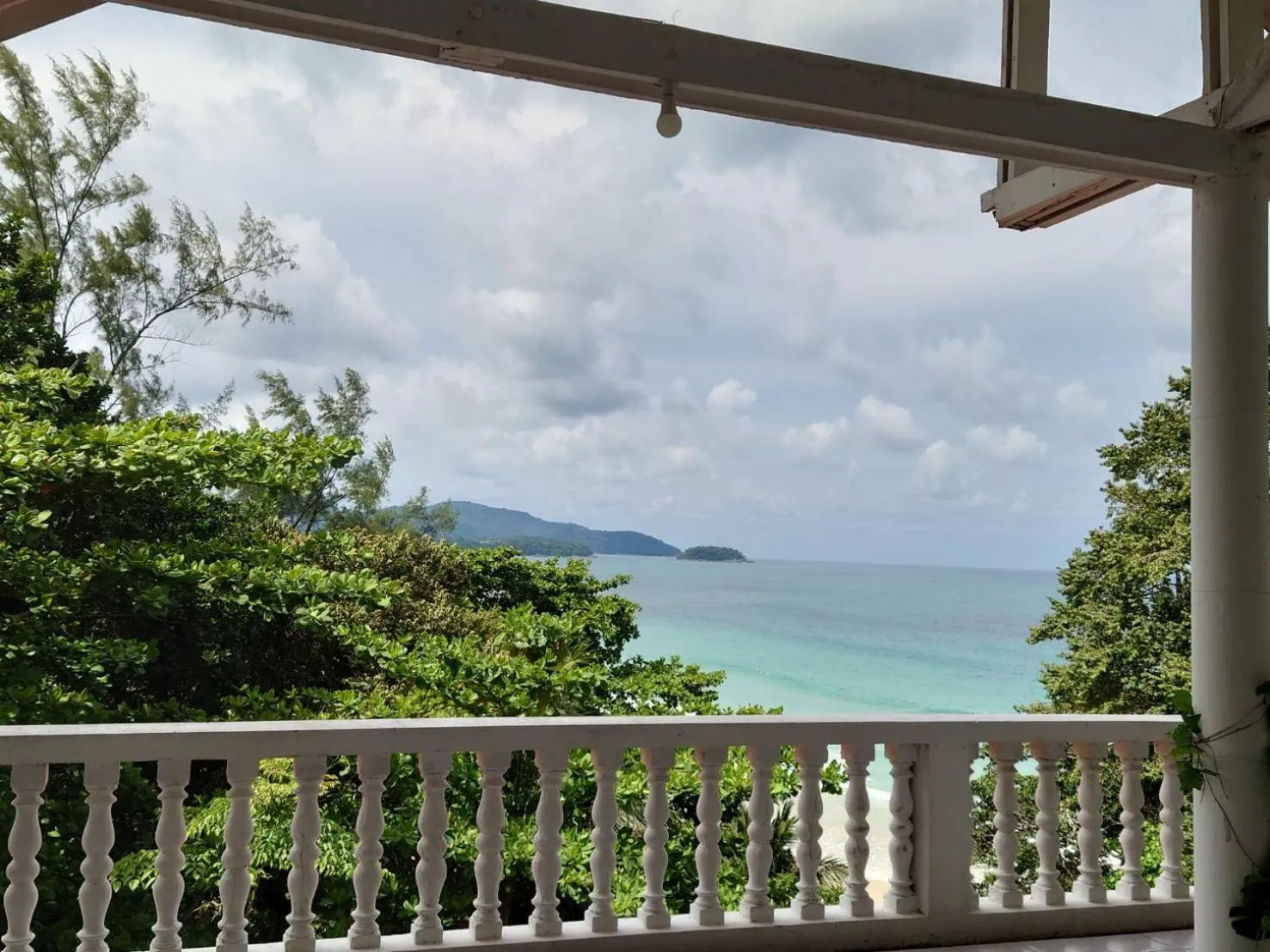 Area and facilities in On The Hill Karon Resort