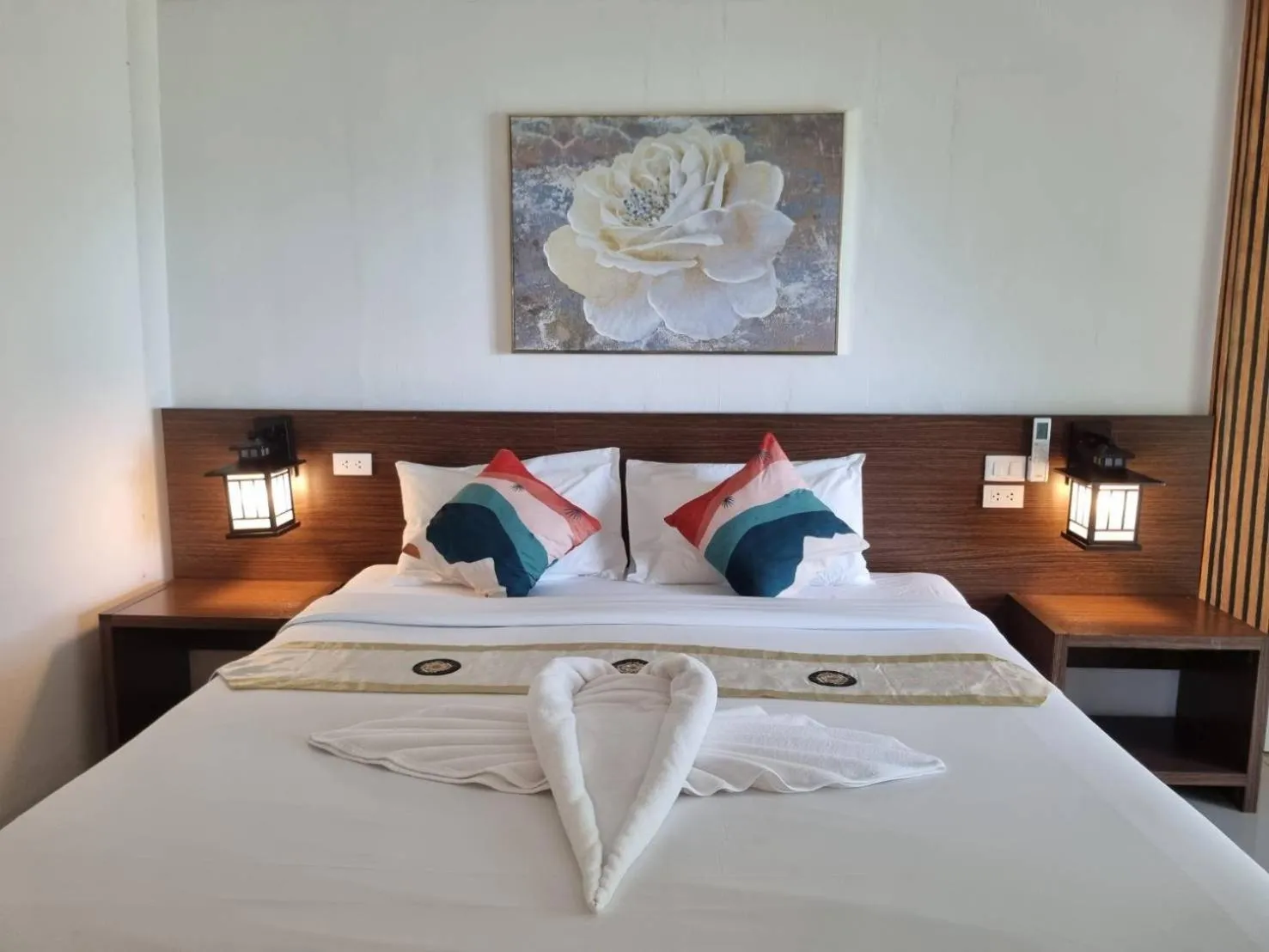 Bed in On The Hill Karon Resort