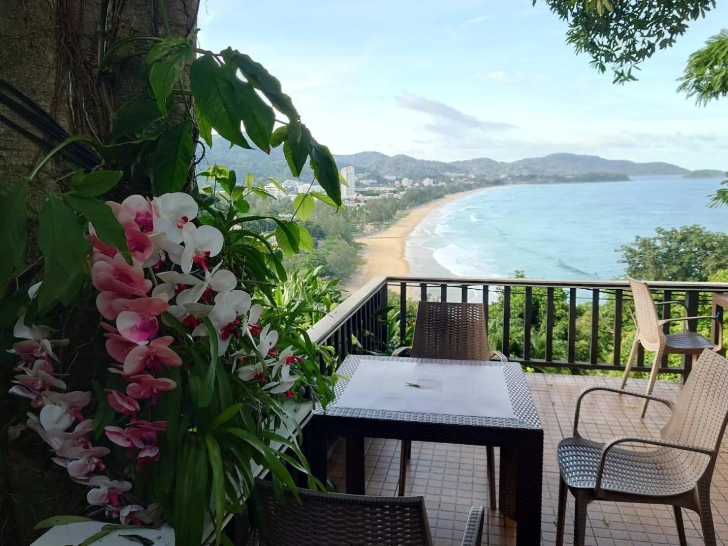 Restaurant/places to eat in On The Hill Karon Resort