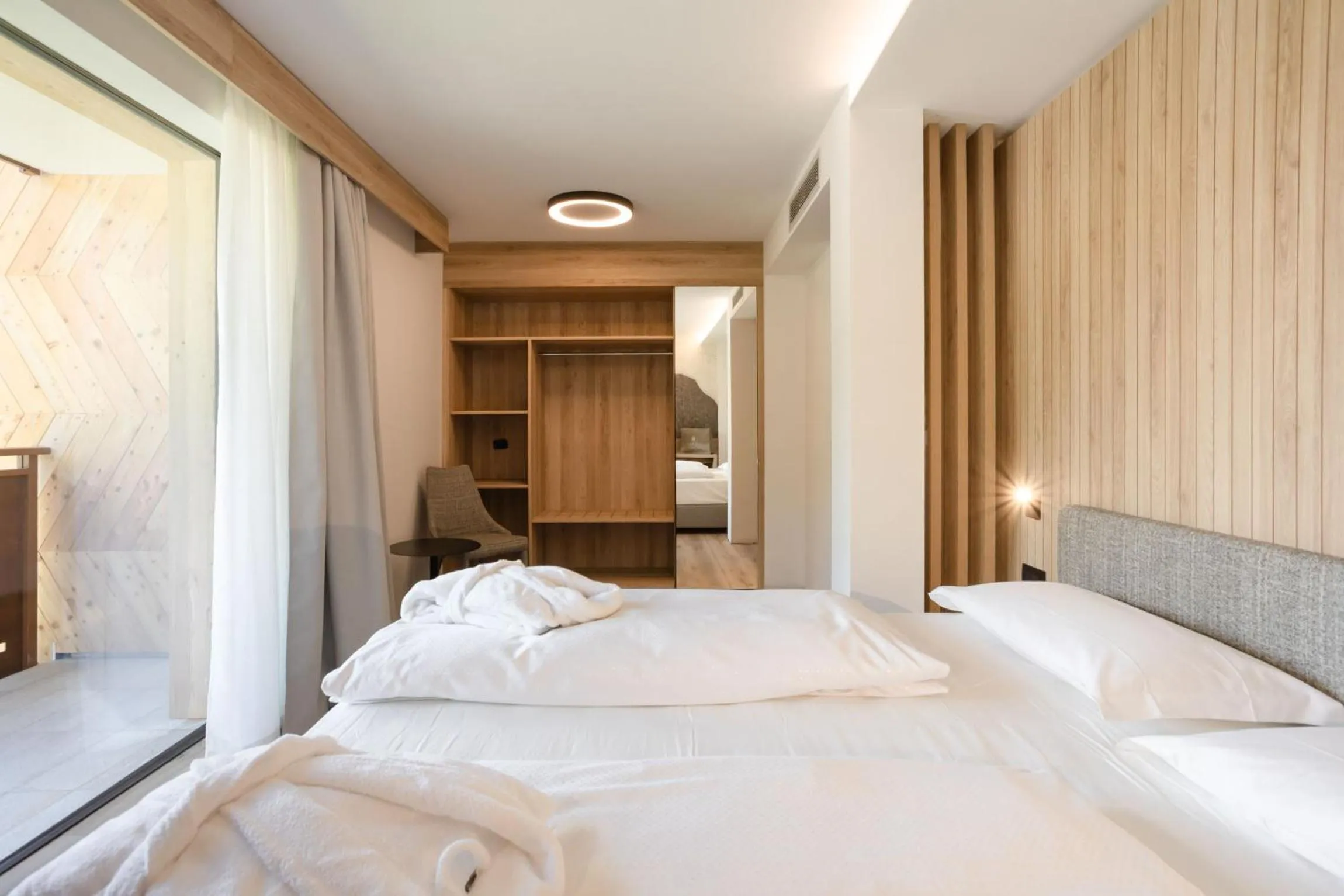 Photo of the whole room, Bed in Wellness Hotel Dolomia