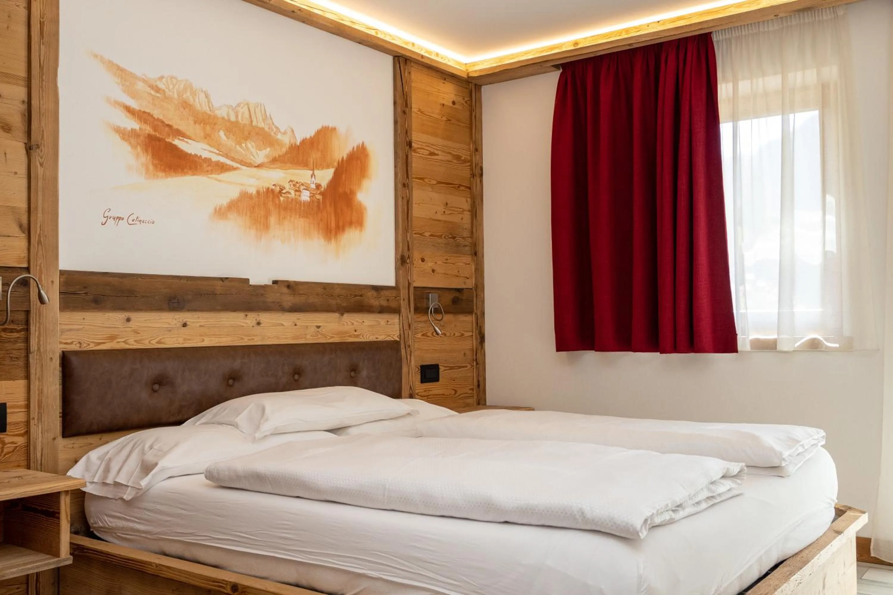 Bedroom, Bed in Wellness Hotel Dolomia