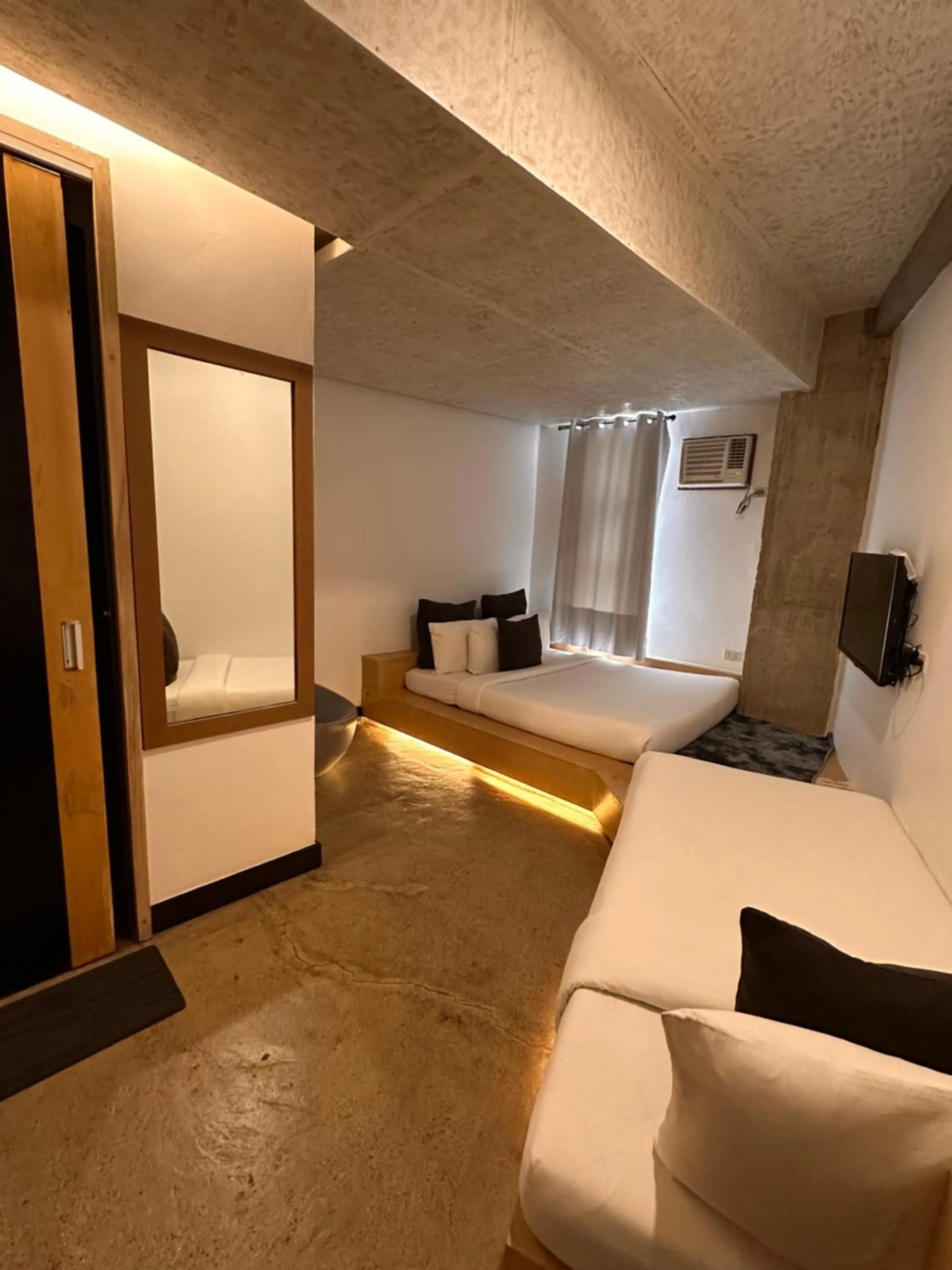 Bedroom, Bed in Urban Boutique Hotel