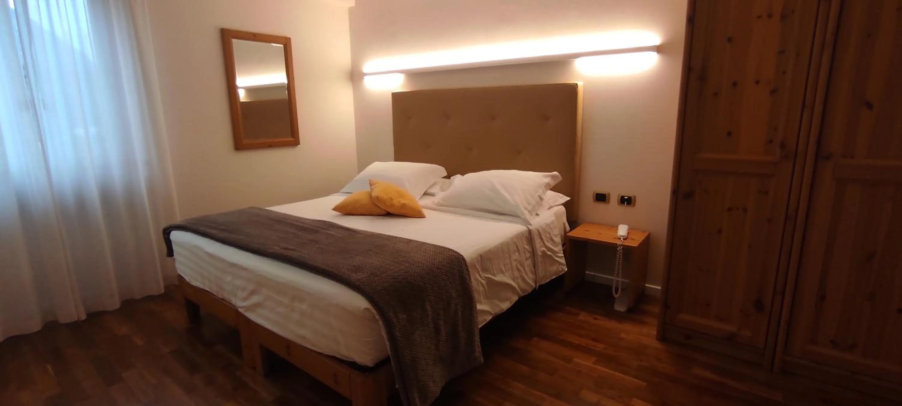 Photo of the whole room, Bed in Hotel Lilla'