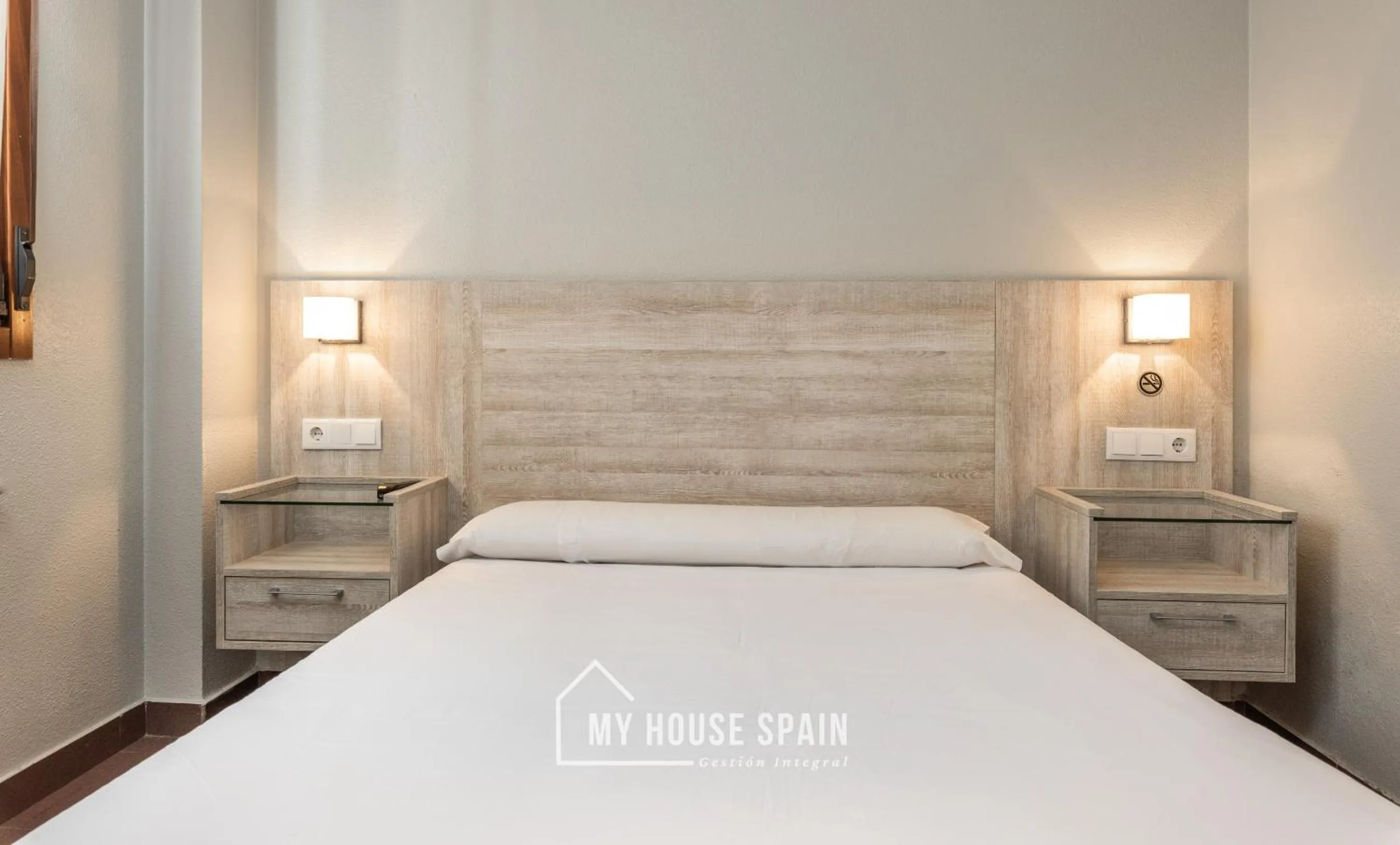 Bed in Hotel Playa Poniente