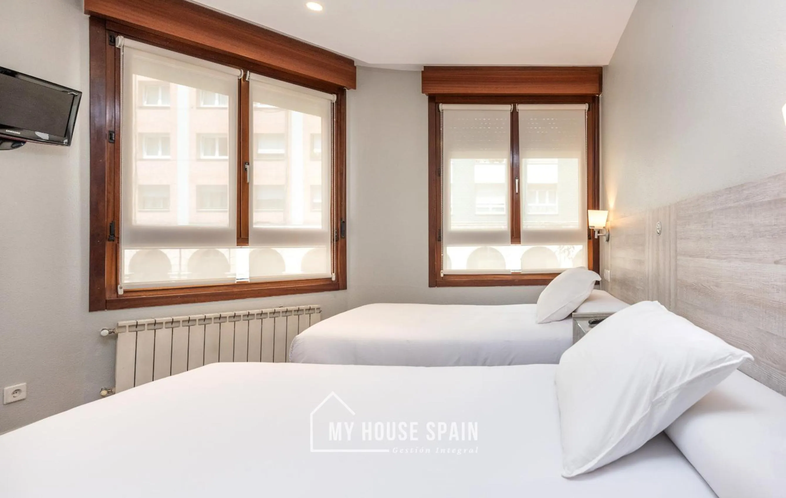 Bed in Hotel Playa Poniente