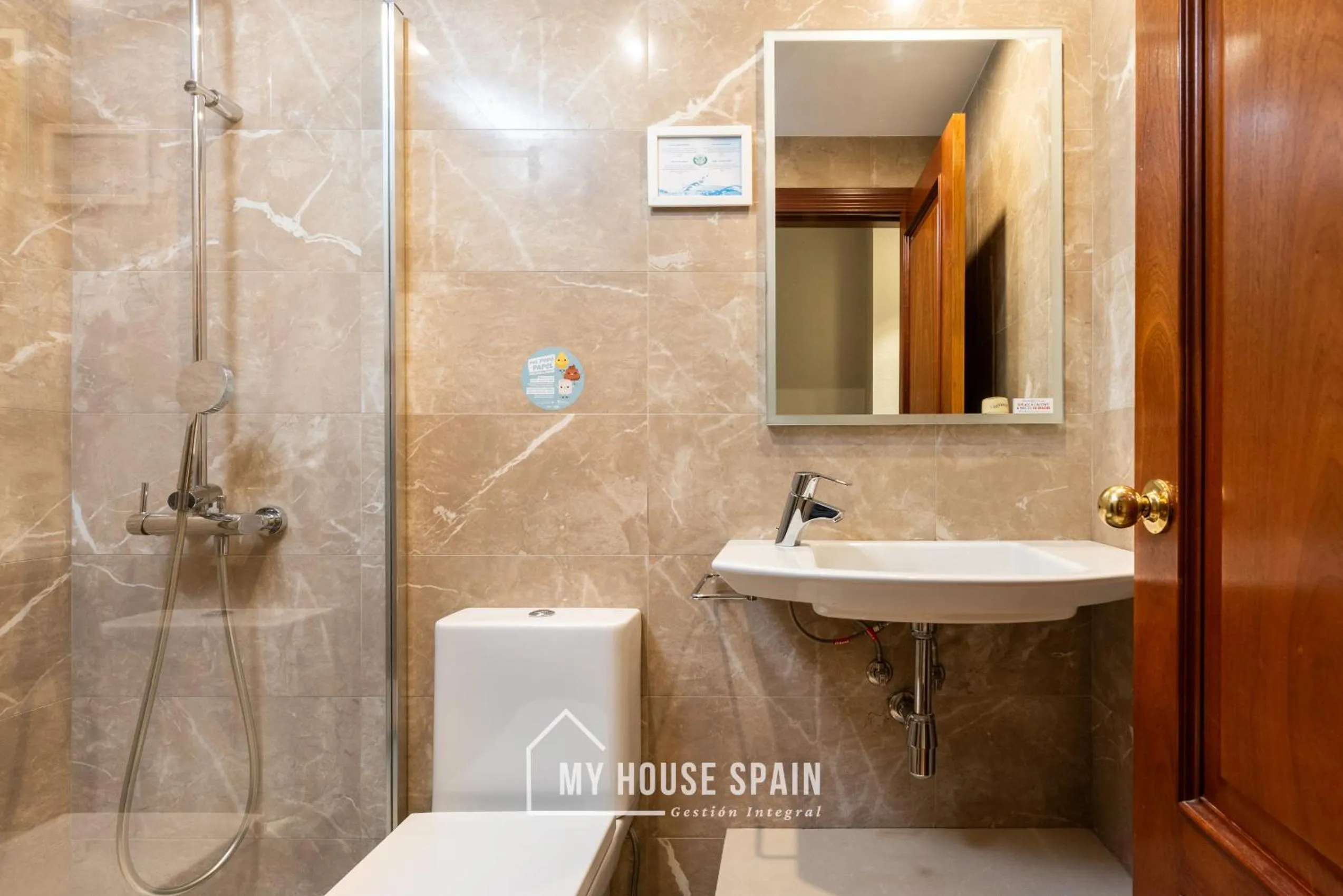 Bathroom in Hotel Playa Poniente