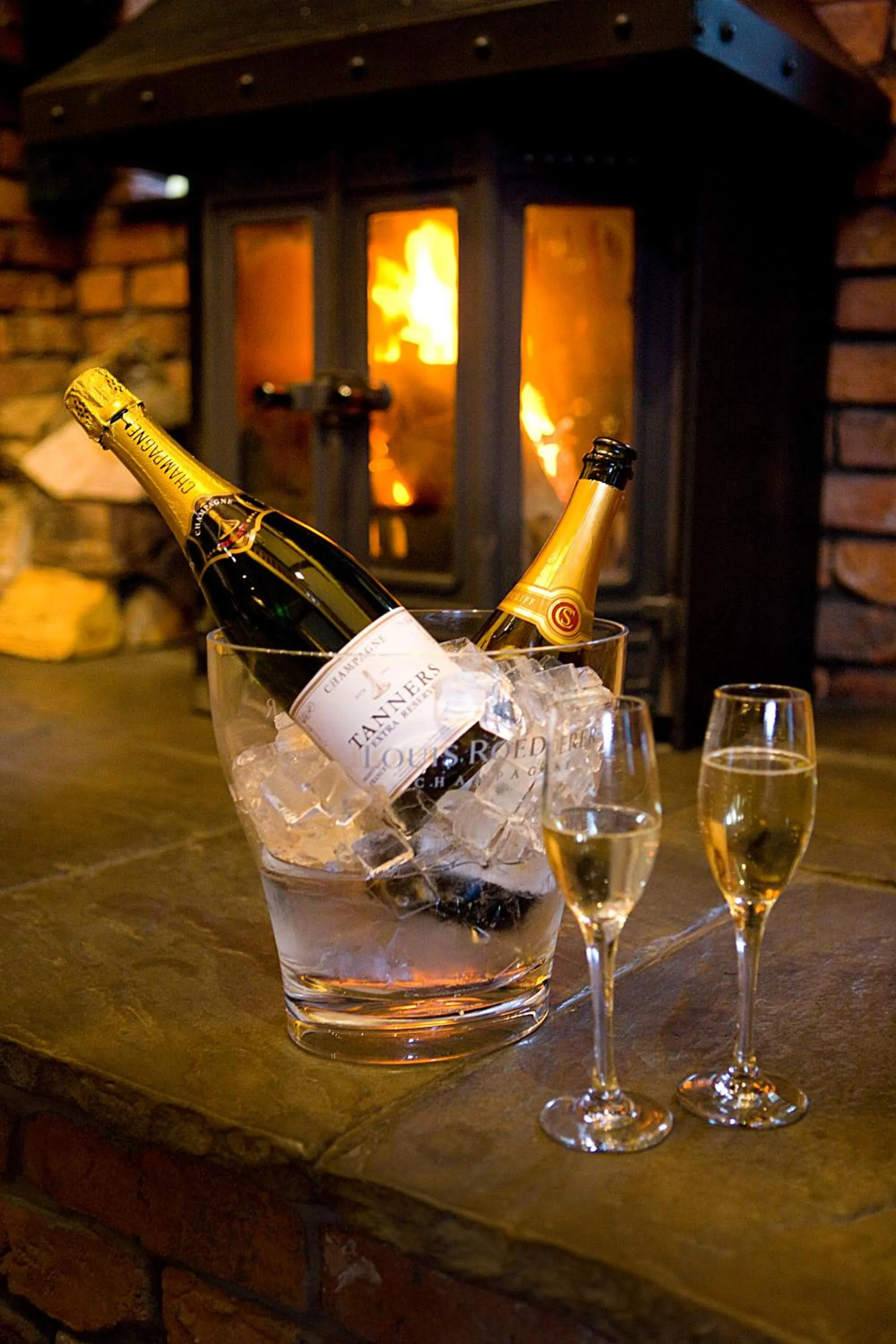 Drinks in Gibbon Bridge Hotel