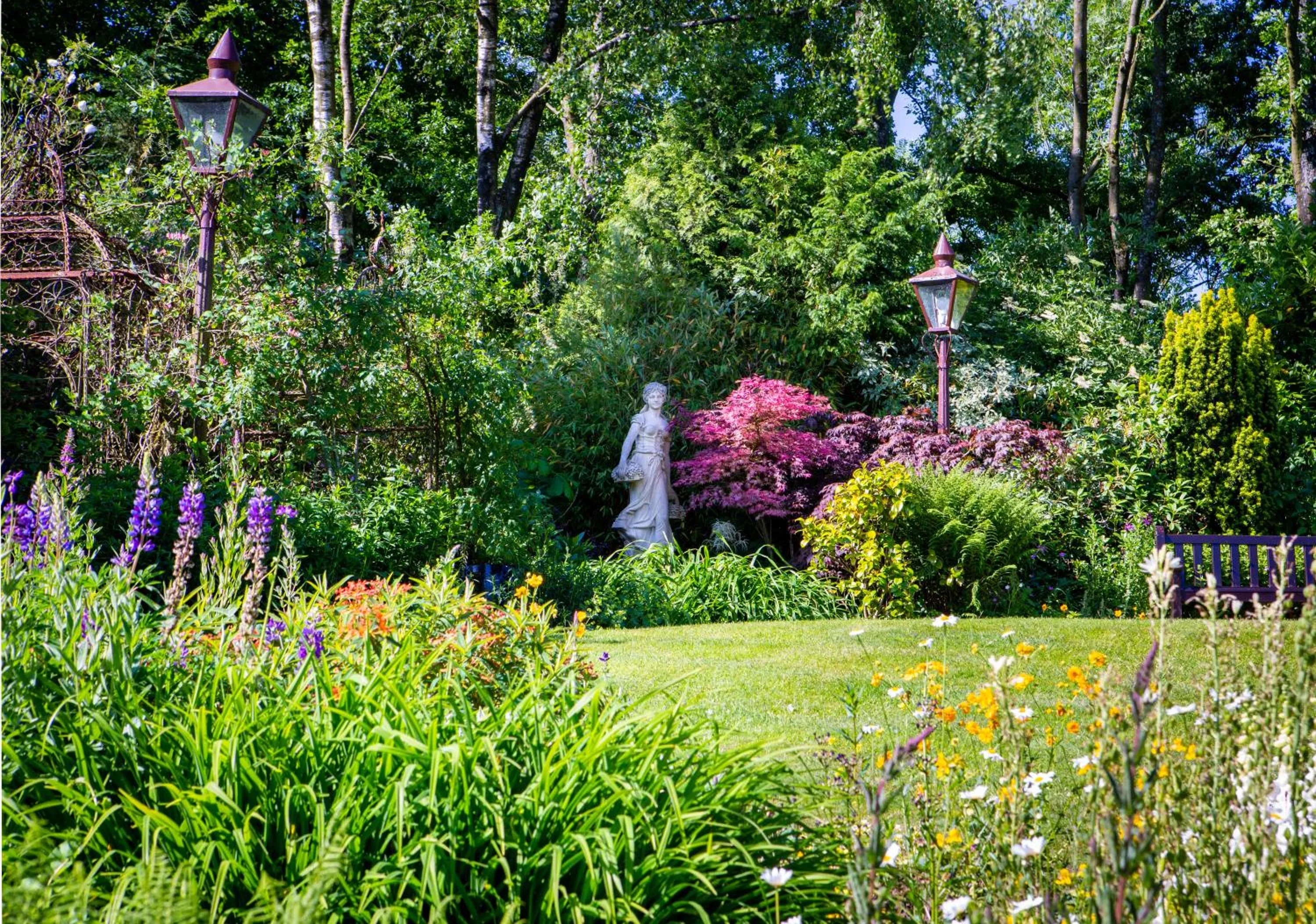 Garden view in Gibbon Bridge Hotel