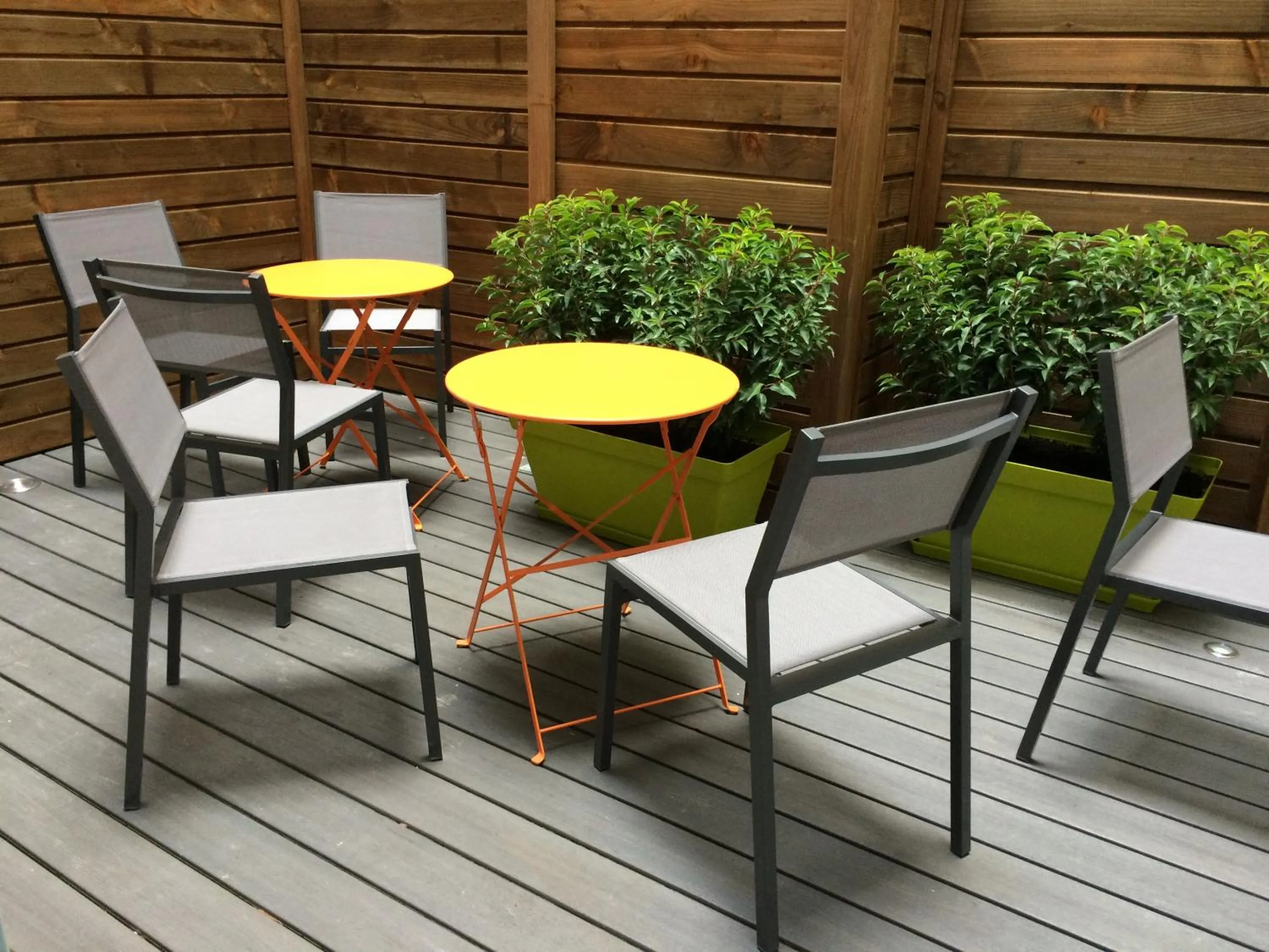 Garden in Hôtel Opéra Dieppe