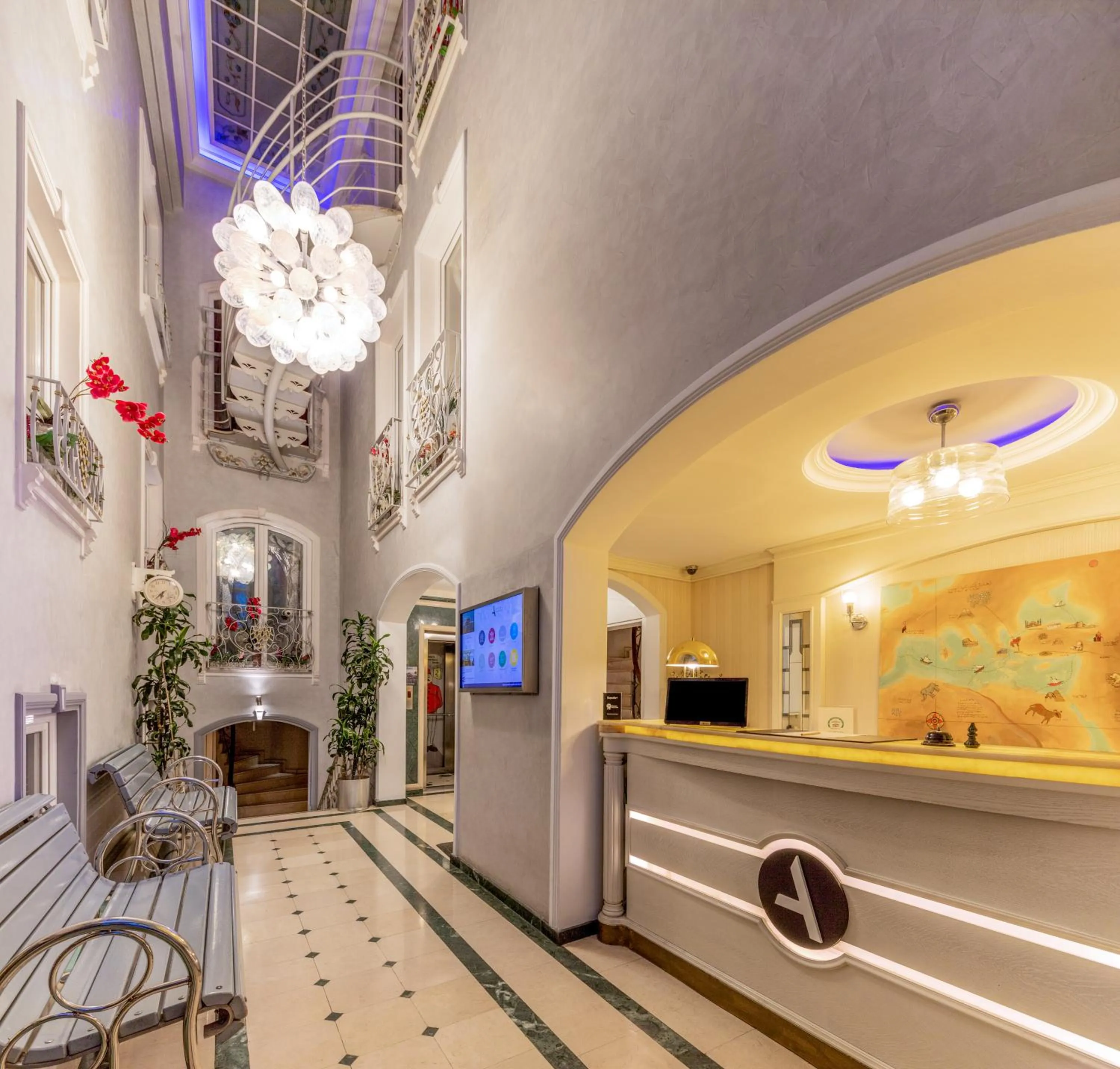 Lobby or reception in Hotel Amira Istanbul