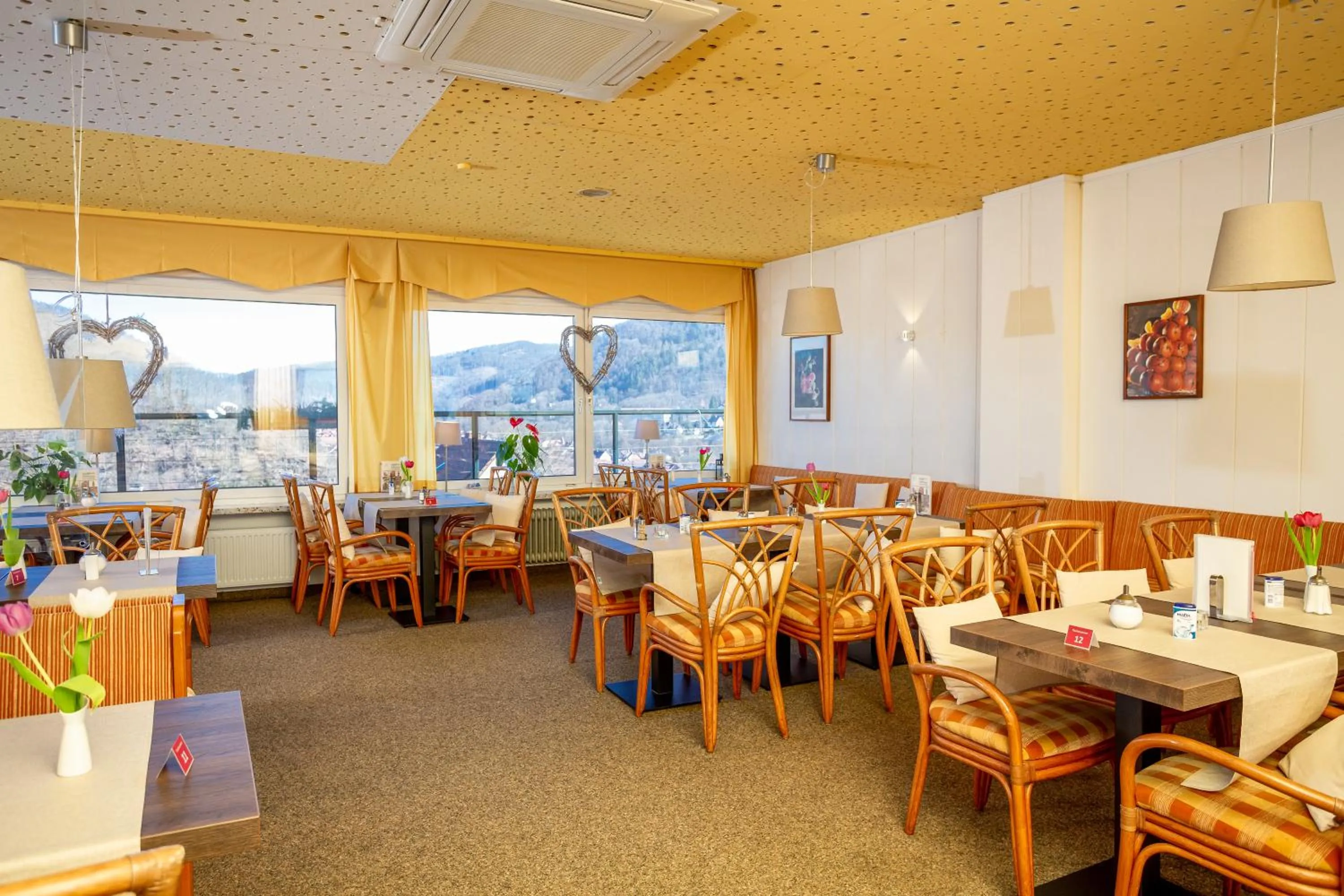 Restaurant/places to eat in Aktivhotel Heikenberg in Bad Lauterberg