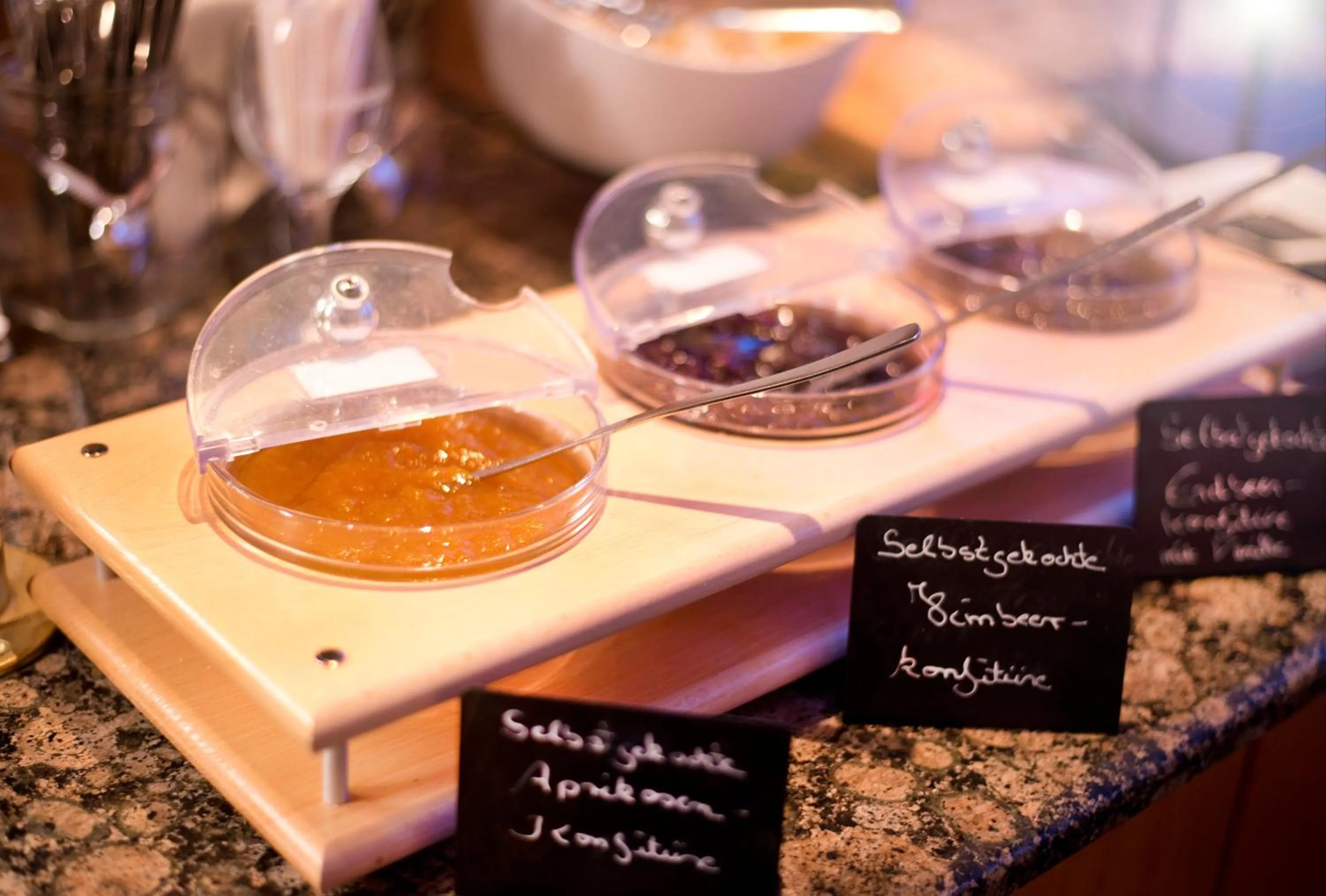 Breakfast in Aktivhotel Heikenberg in Bad Lauterberg