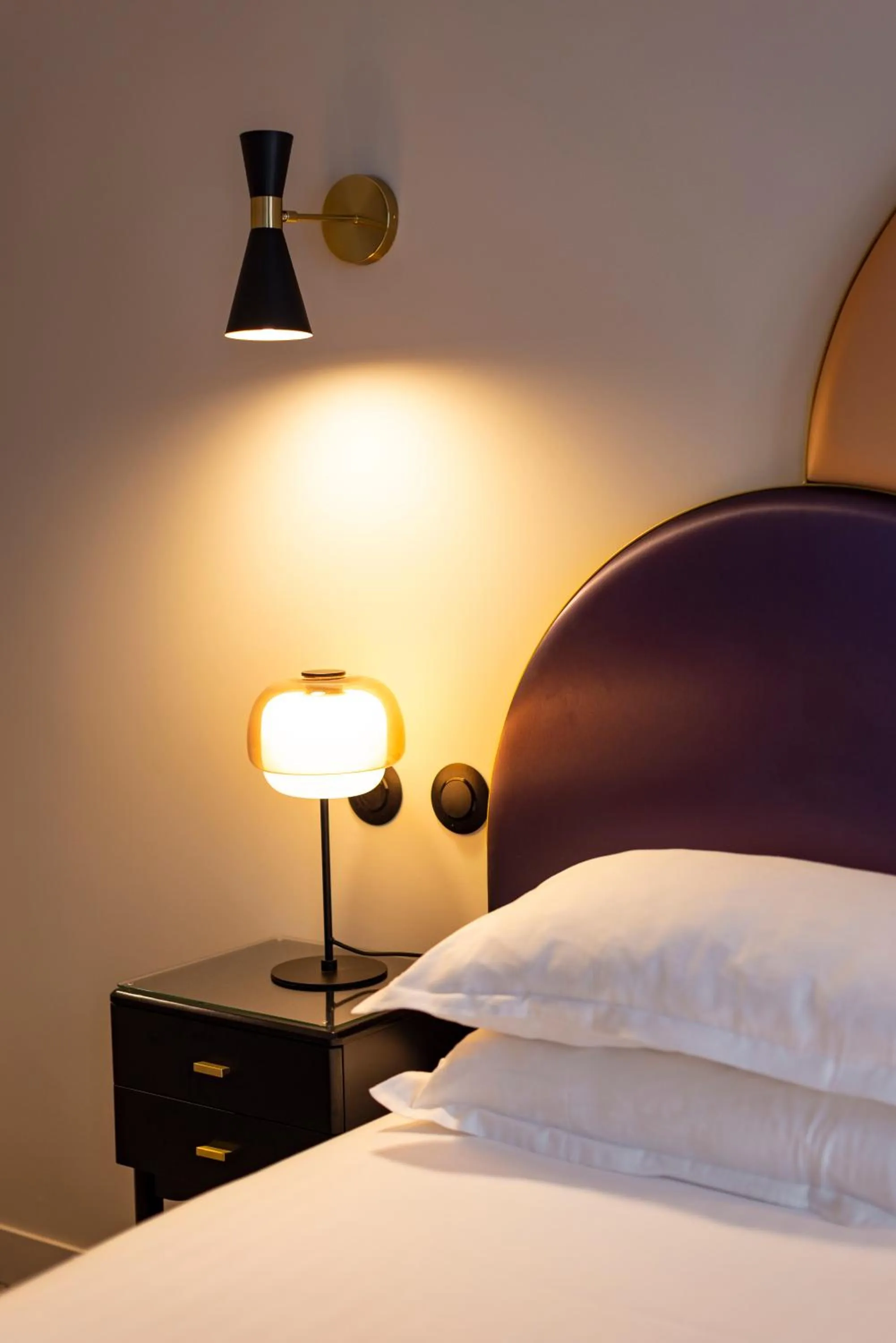 Bed in Hôtel Mondial