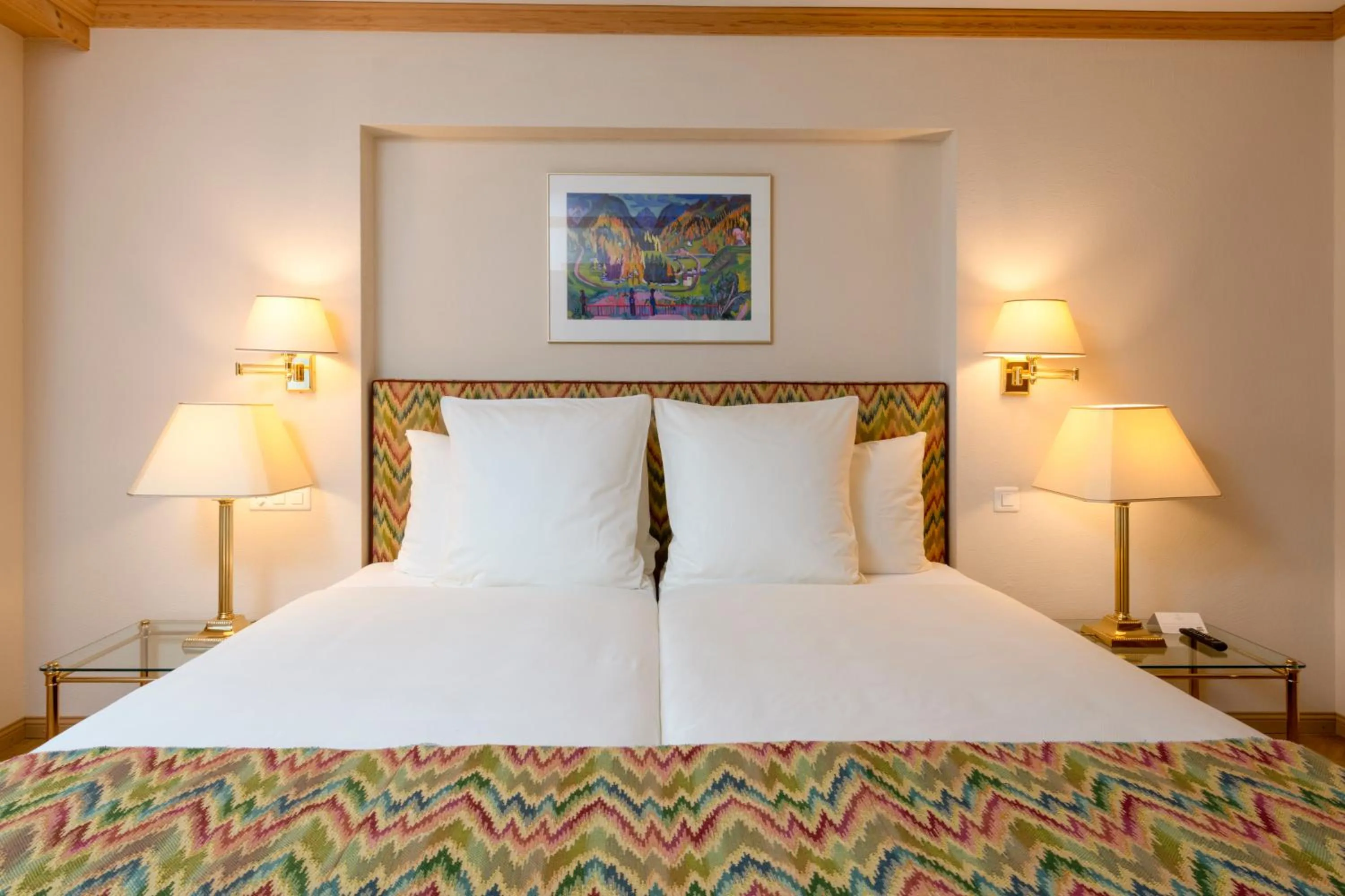 Bedroom, Bed in Hotel Vereina