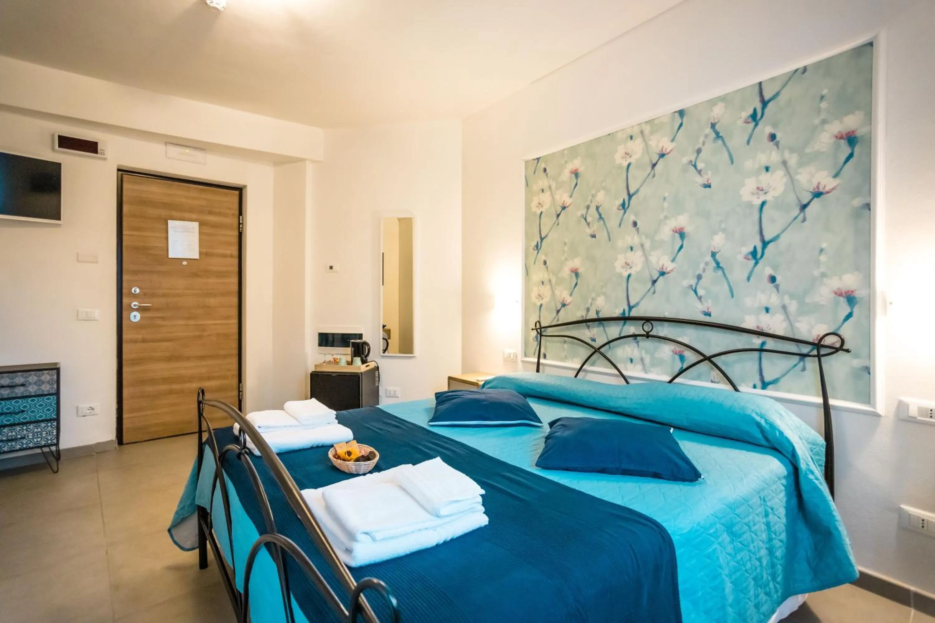 Bed in Valle dei Mulini - Lake Como