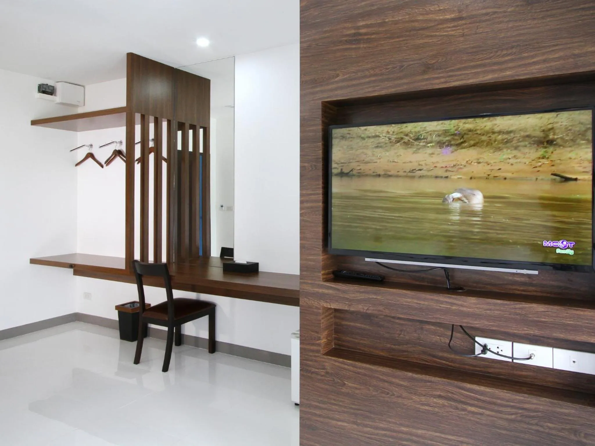 Bedroom in Anna-Nava Pakkret Hotel