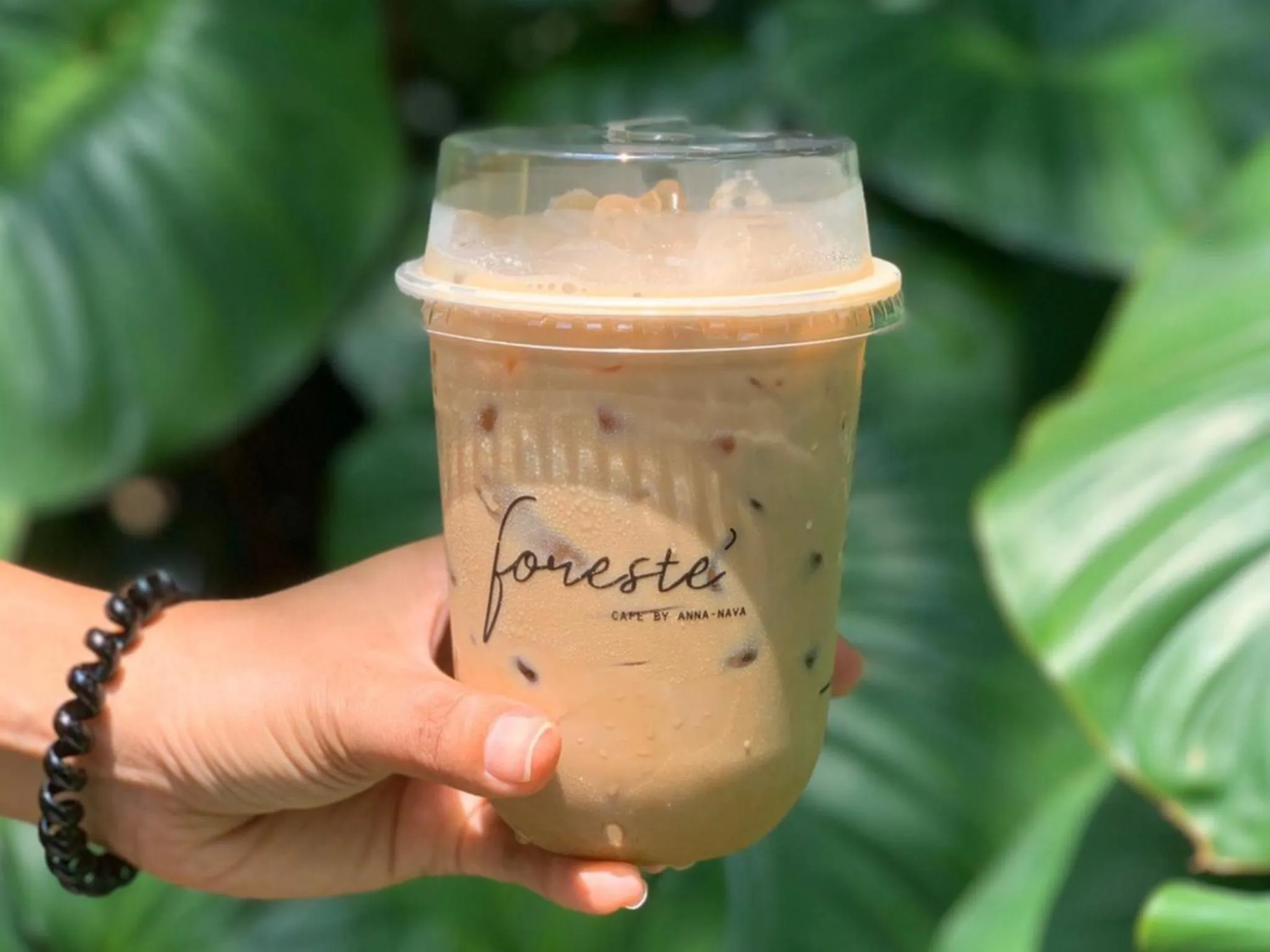 Restaurant/places to eat in Anna-Nava Pakkret Hotel