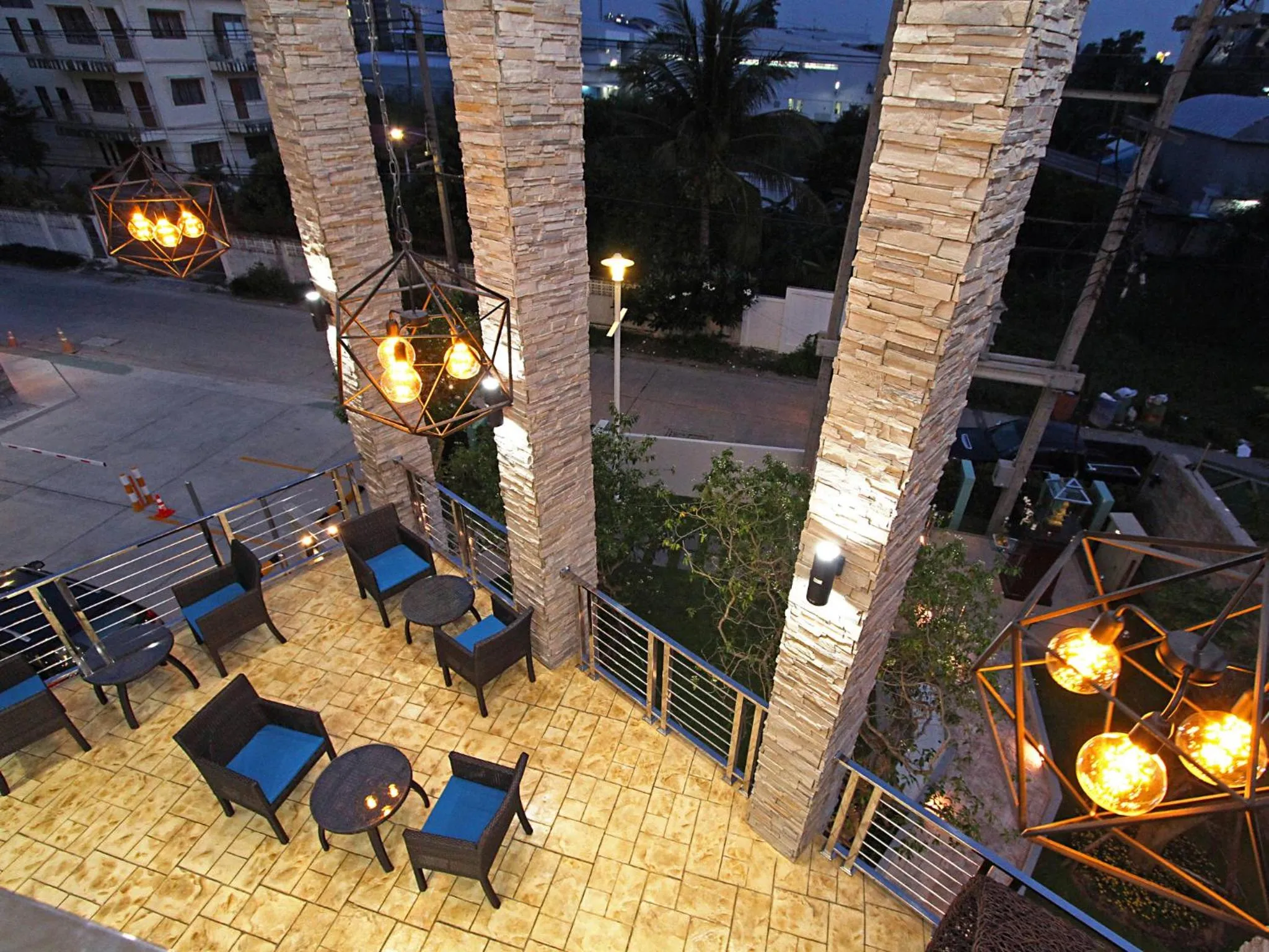 Property building in Anna-Nava Pakkret Hotel