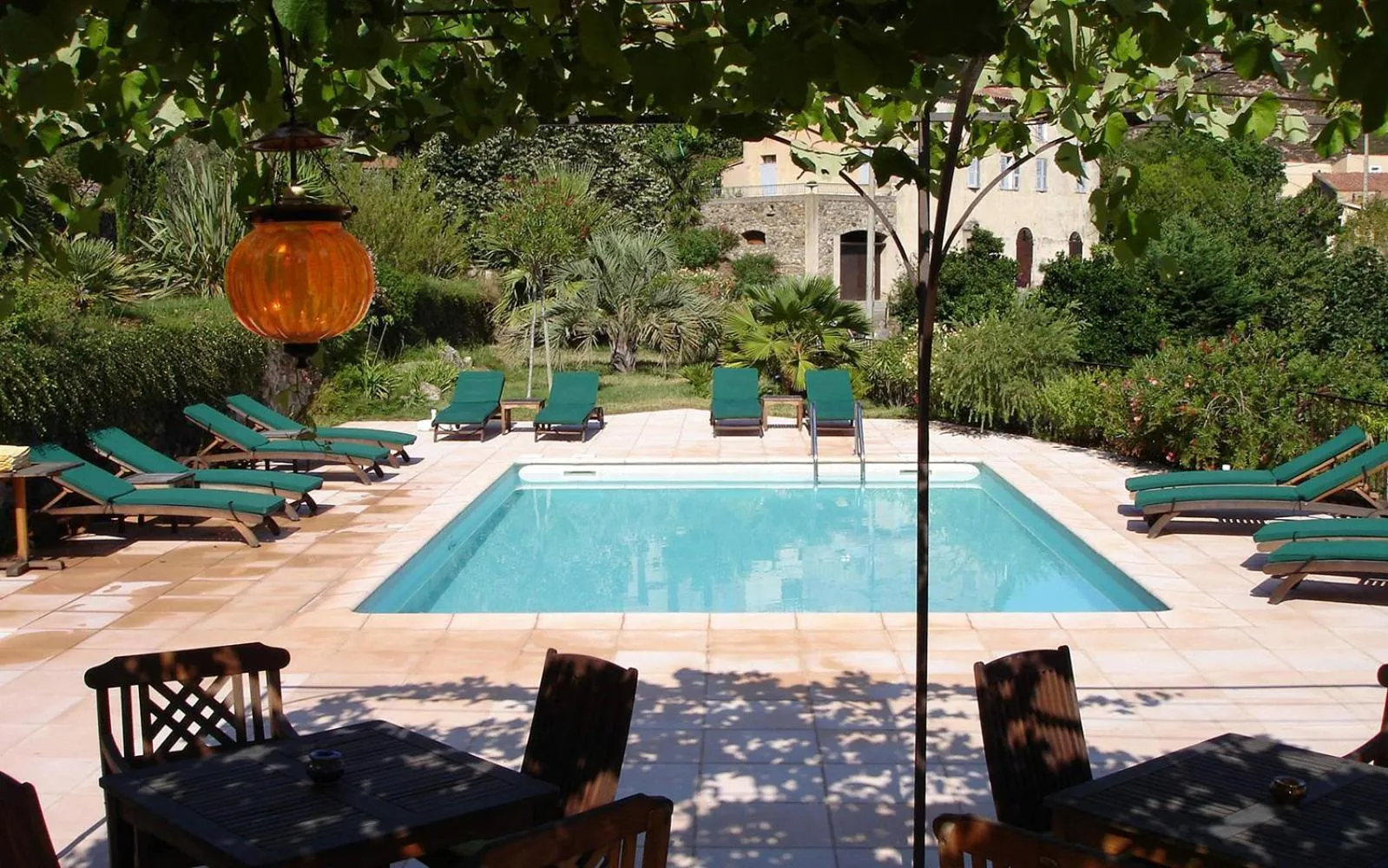 Swimming pool in Mare E Monti - Hôtel de Charme