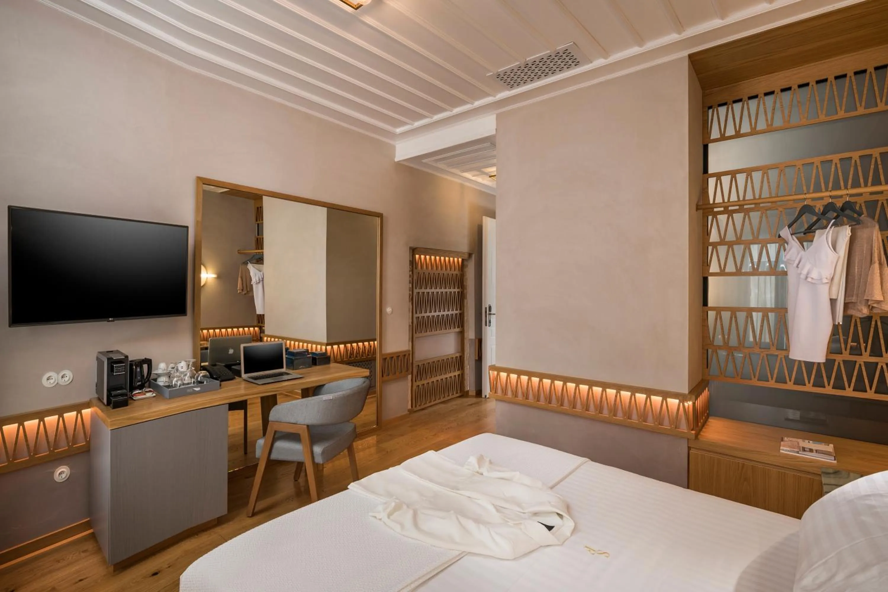 Bed in Scala de Faro