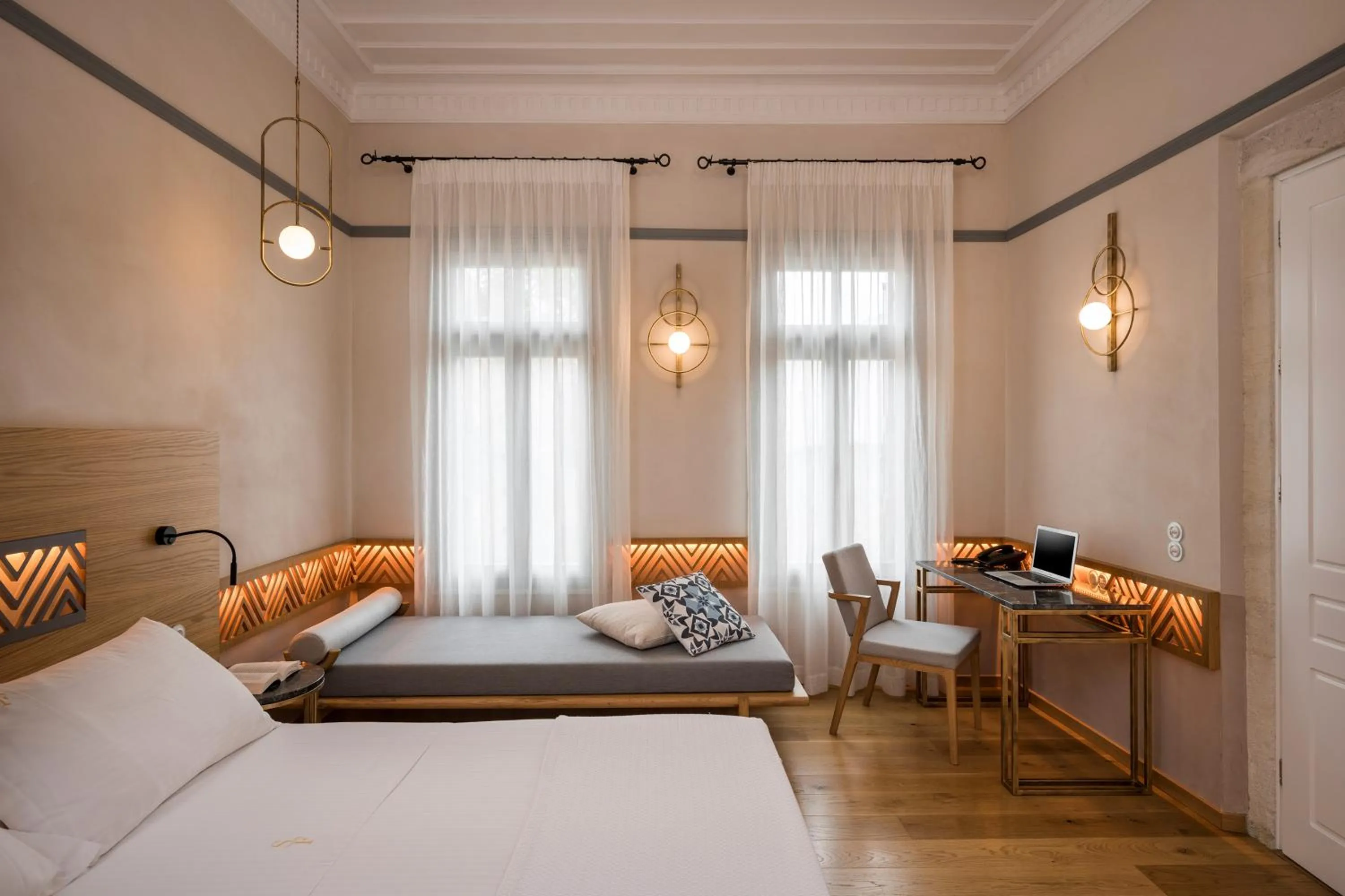 Seating area, Bed in Scala de Faro