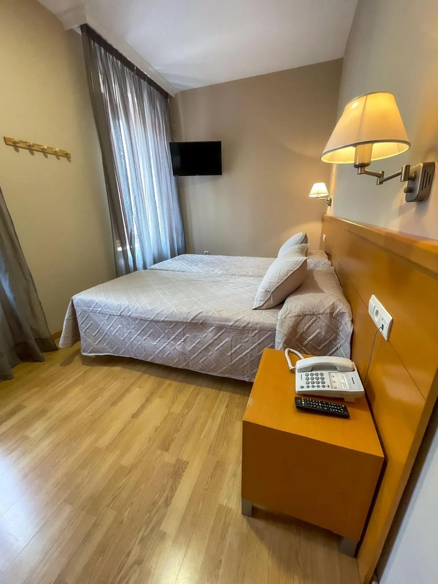 Bed in Hotel Castilla