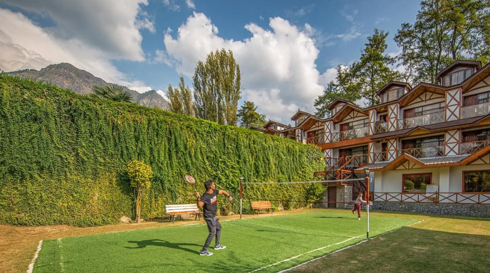 Garden in Fortune Resort Heevan, Srinagar - Member ITC Hotels' Group