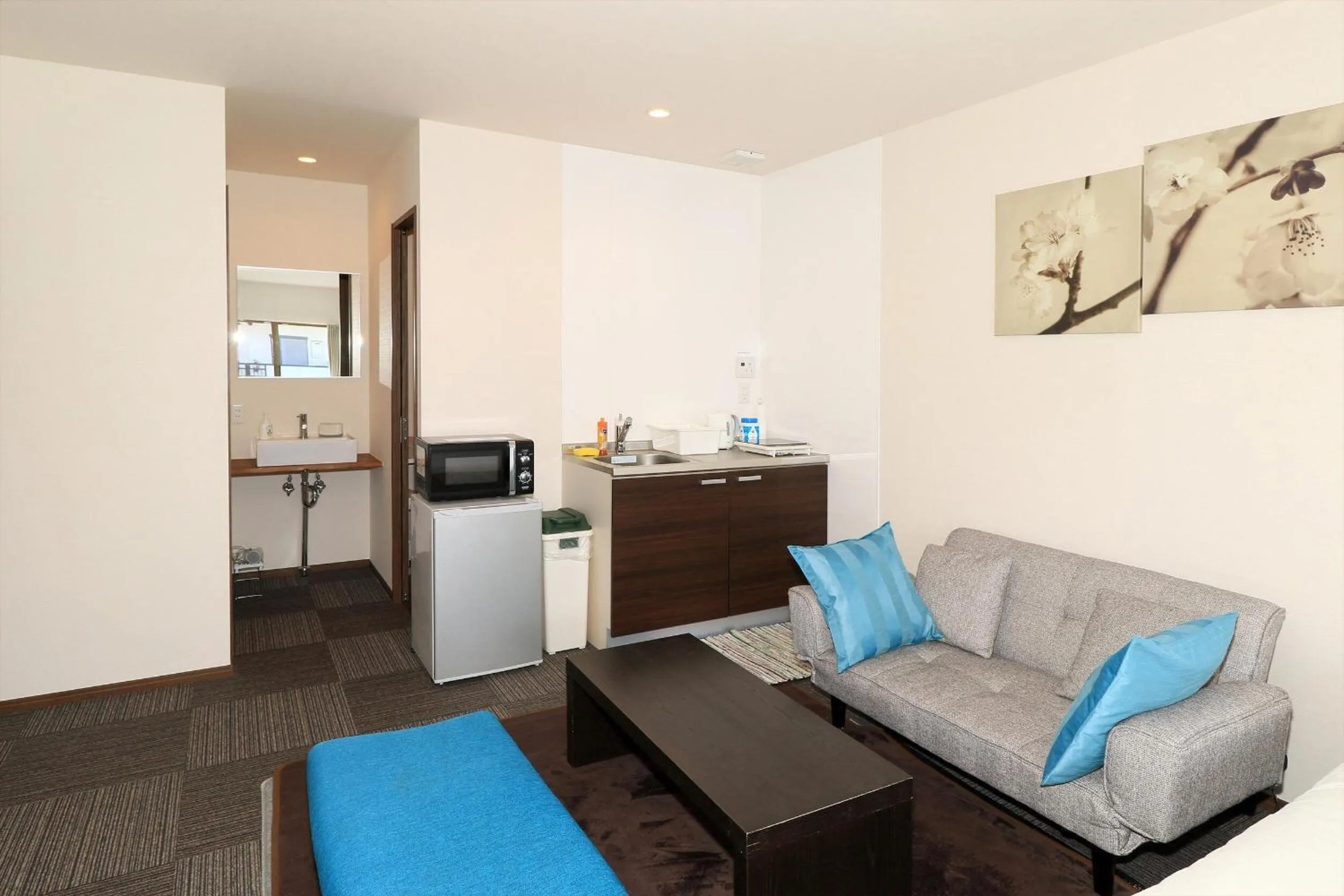 Living room in Fuji scenic house 73