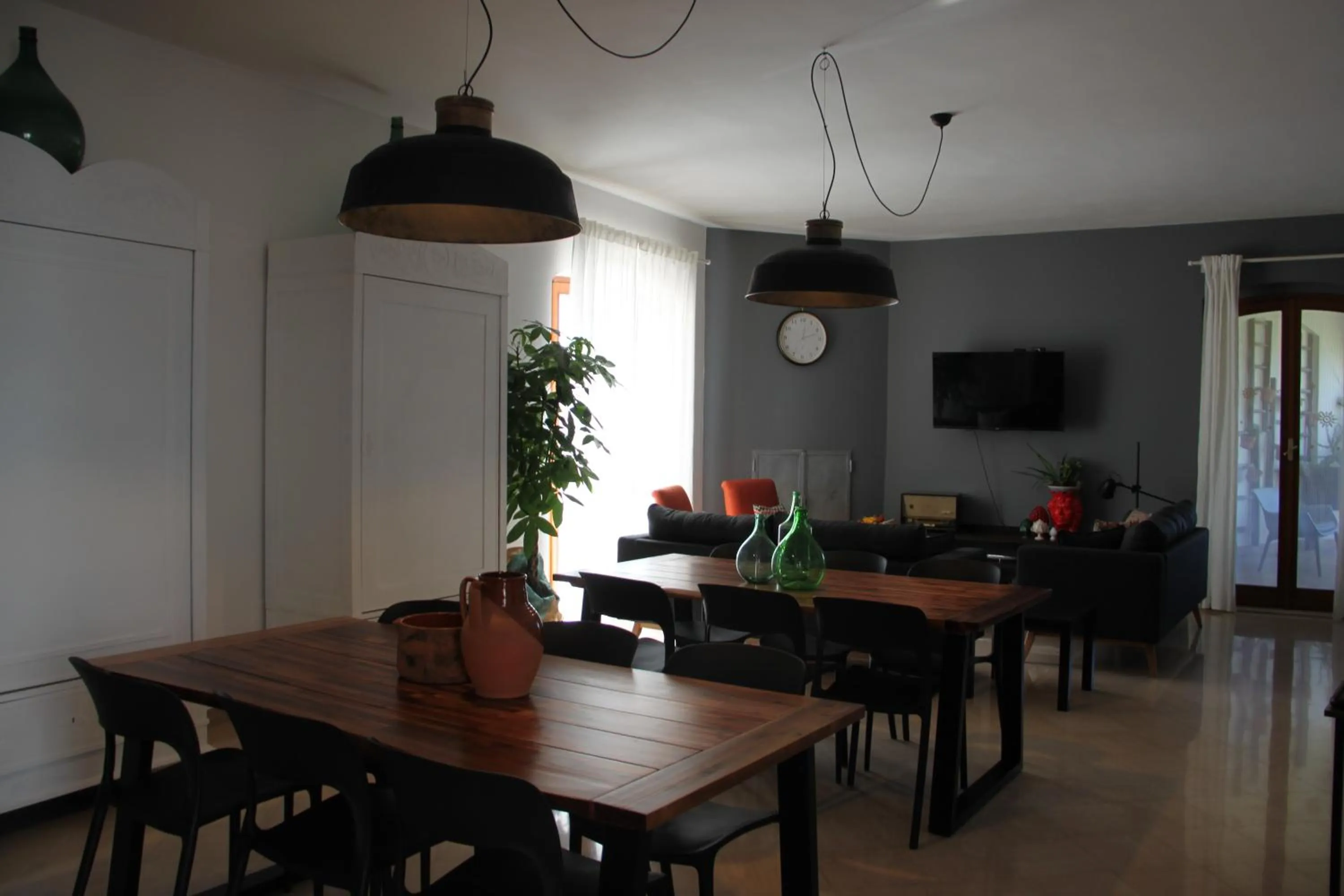 Communal lounge/ TV room in B&B Le Terrazze Lama Balice