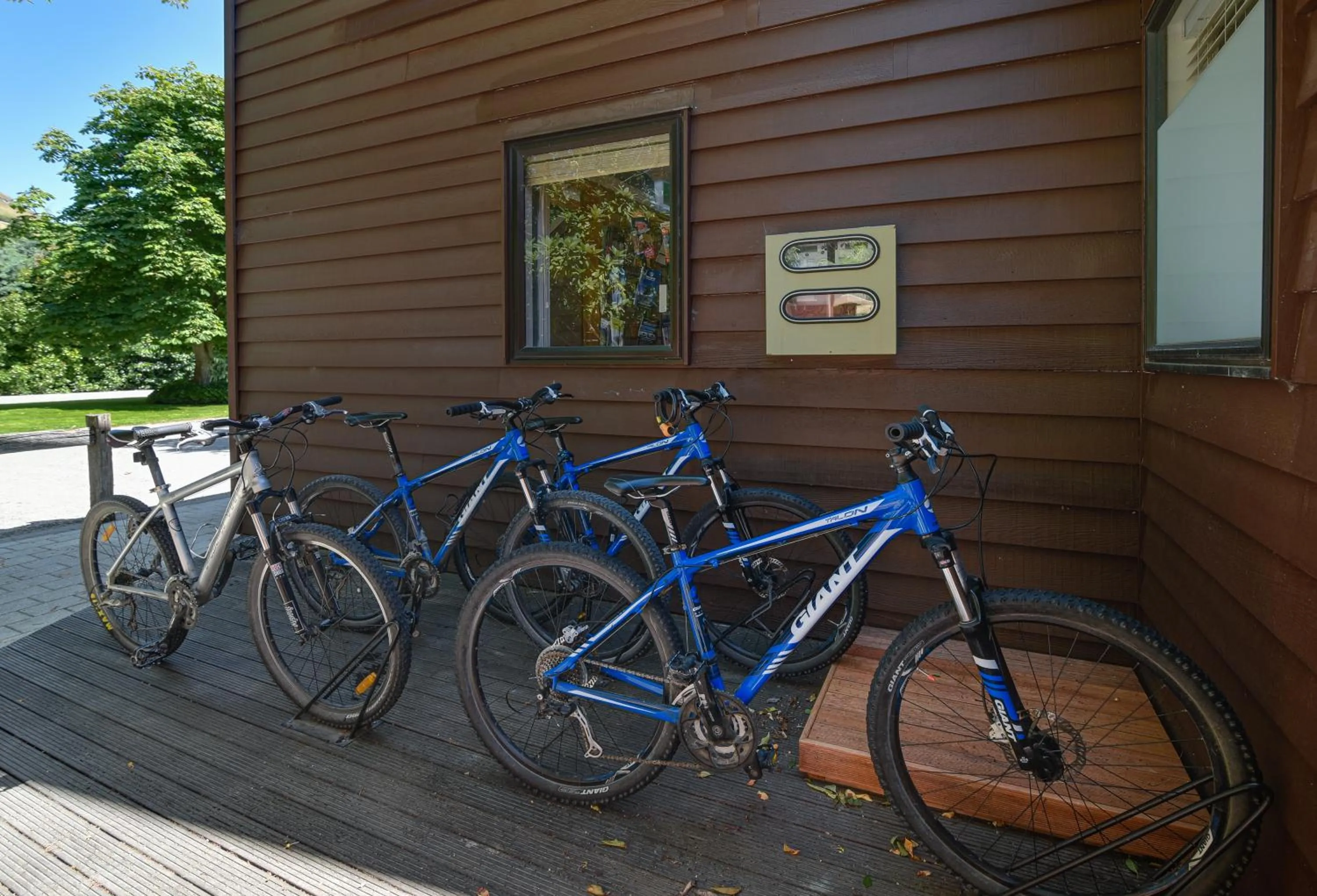 Manata Homestead & Lodge